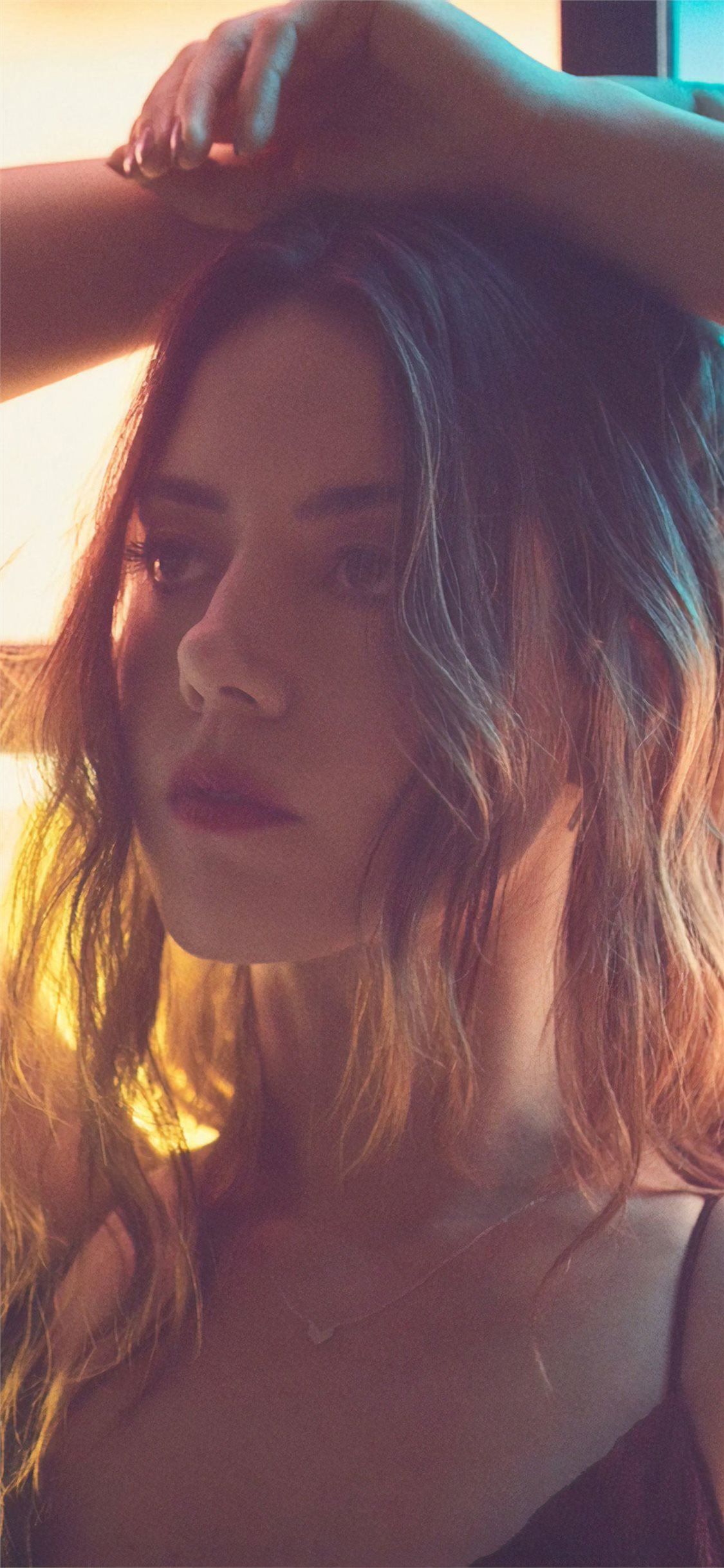 1125x2436 aubrey plaza 1883 magazine iPhone SE Wallpaper Free Download