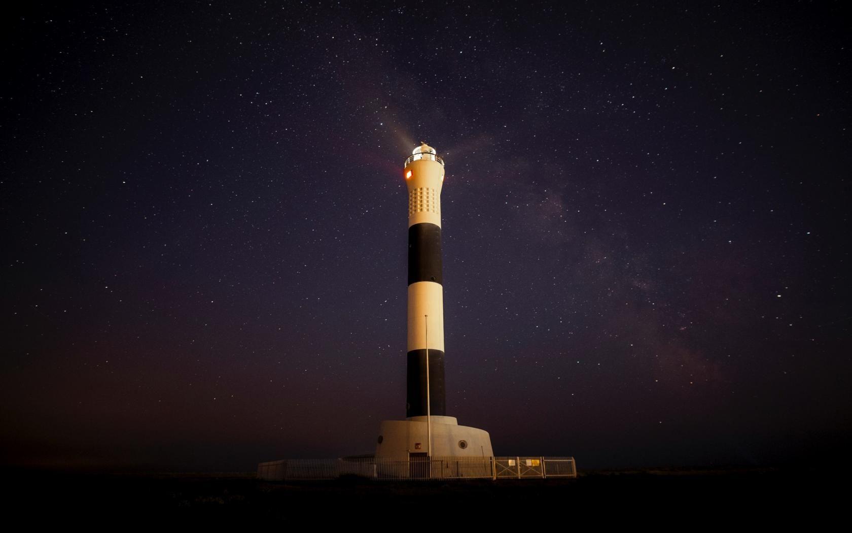 1680x1050 53JRE39 4K Lighthouse Wallpaper 3840x2571