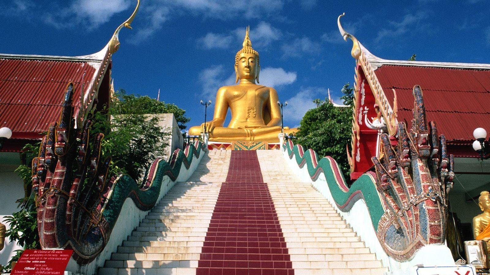 1600x900 Sculpture of Buddha in Thailand Desktop wallpaper 1600x900