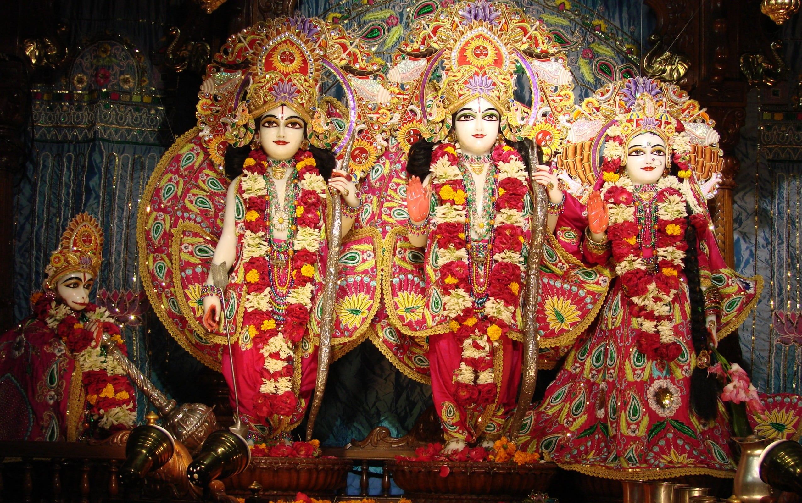 2550x1600 Wallpaper / toy, creativity, yellow, representation, Lord Ram, art and craft, lord, no people, retail, indoors, multi colored, lakshmana, , rama, sita, God free download