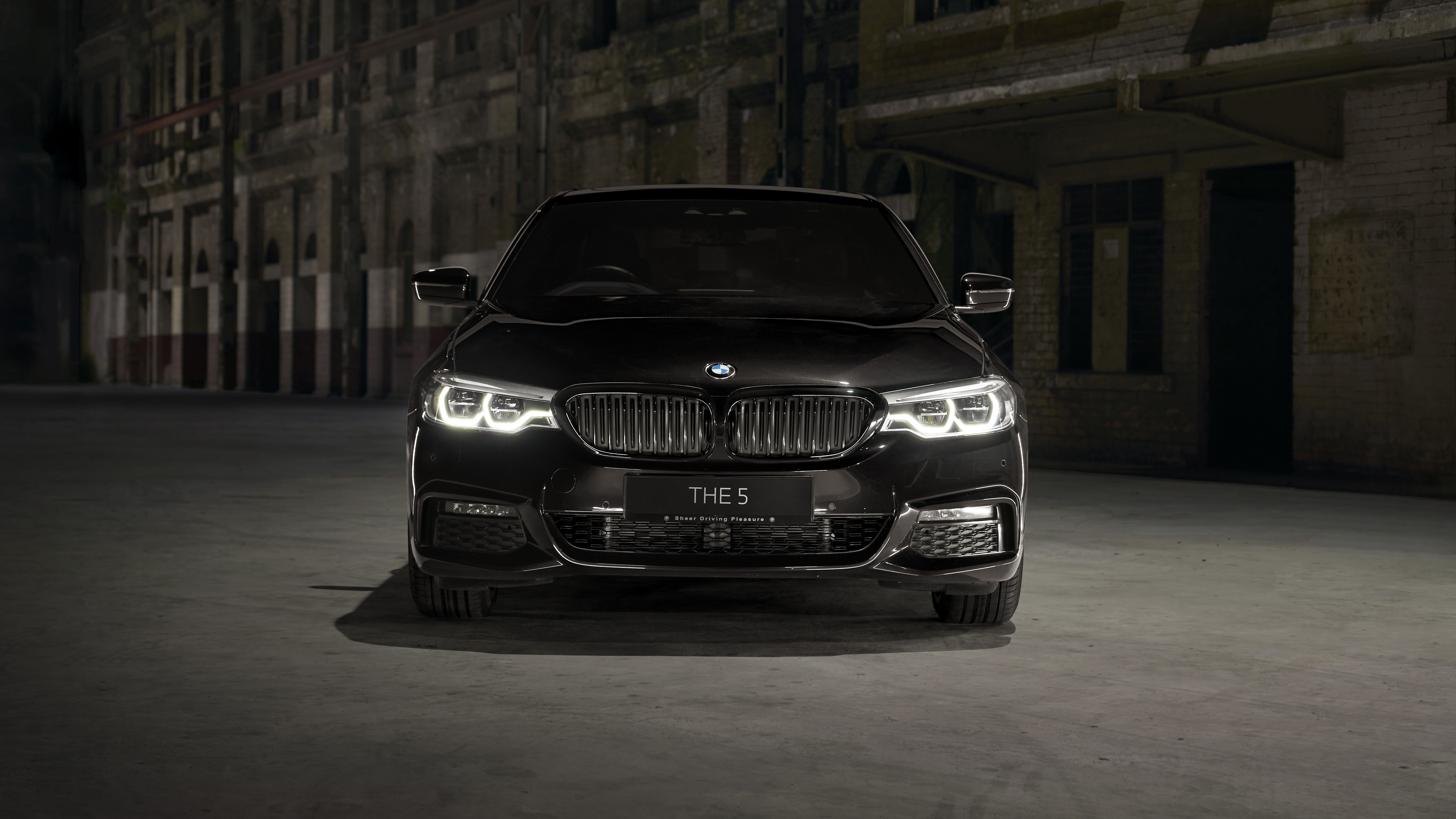 7680x4320 BMW 530i Sedan M Sport Dark Shadow Edition 4K 8K Wallpaper Car Wallpaper
