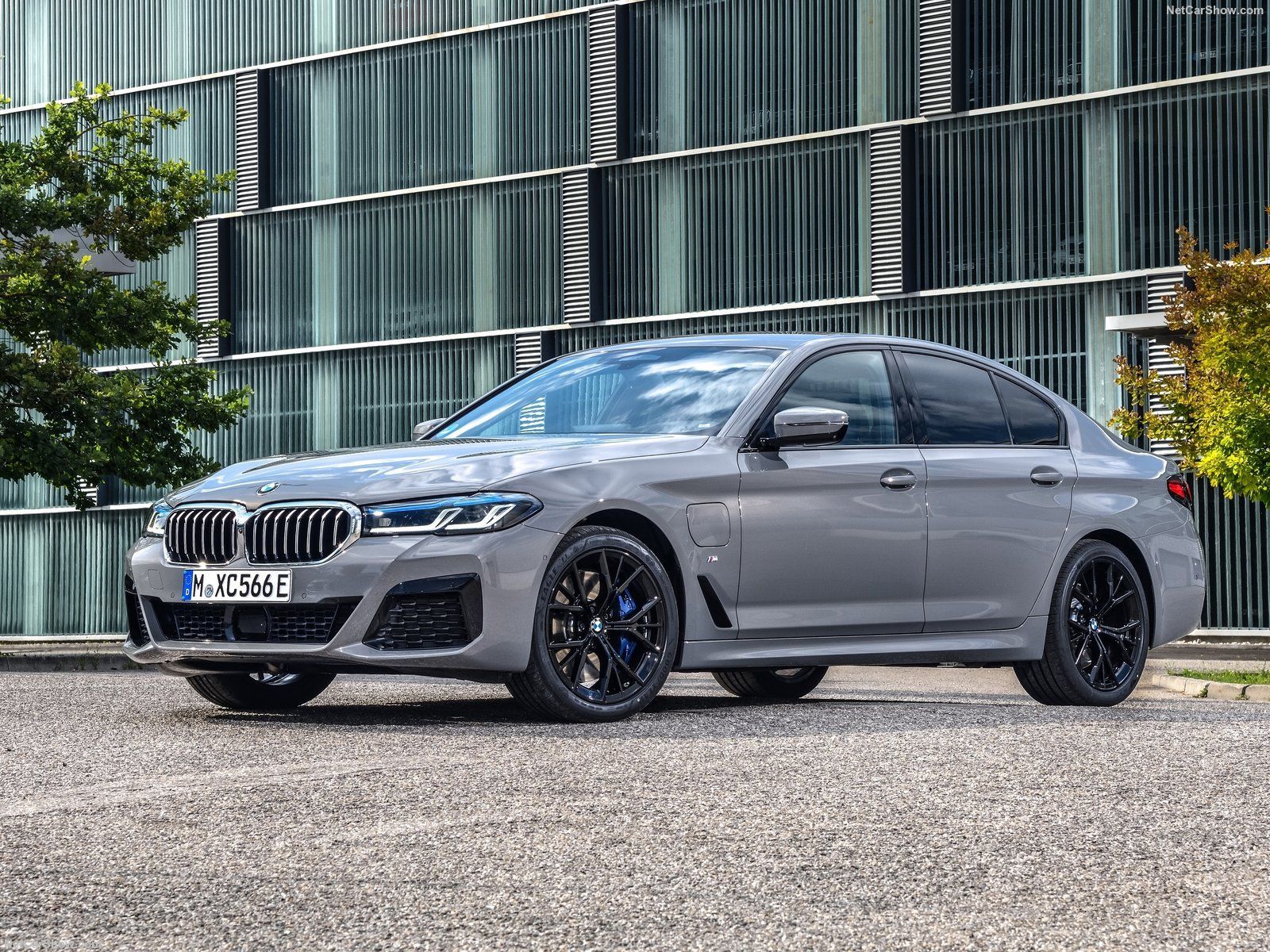 1600x1200 BMW 5 Series G30 Photo With 88 Pics