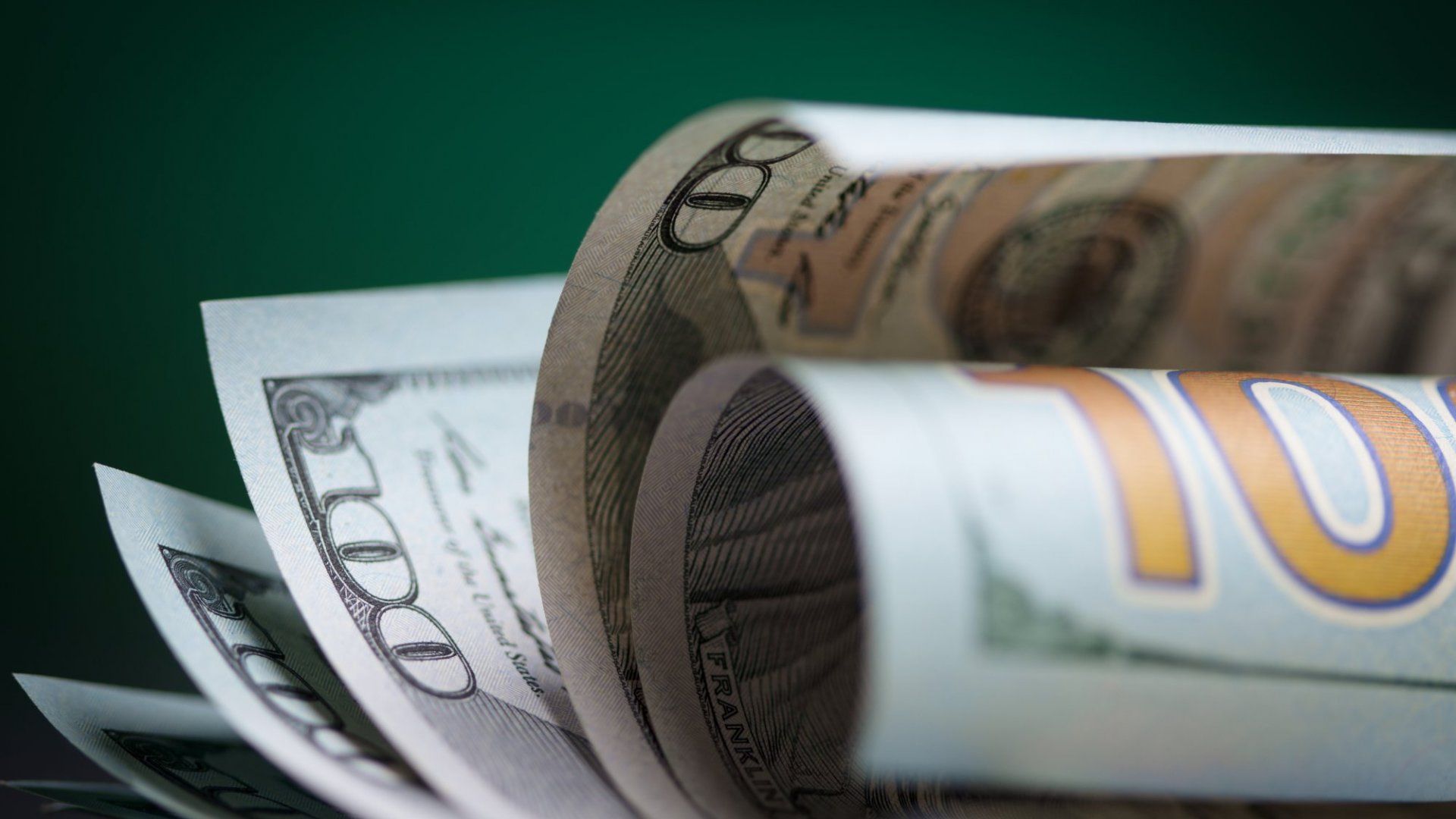 1920x1080 Reasons You Should Pay Your Employees Above Average Salaries