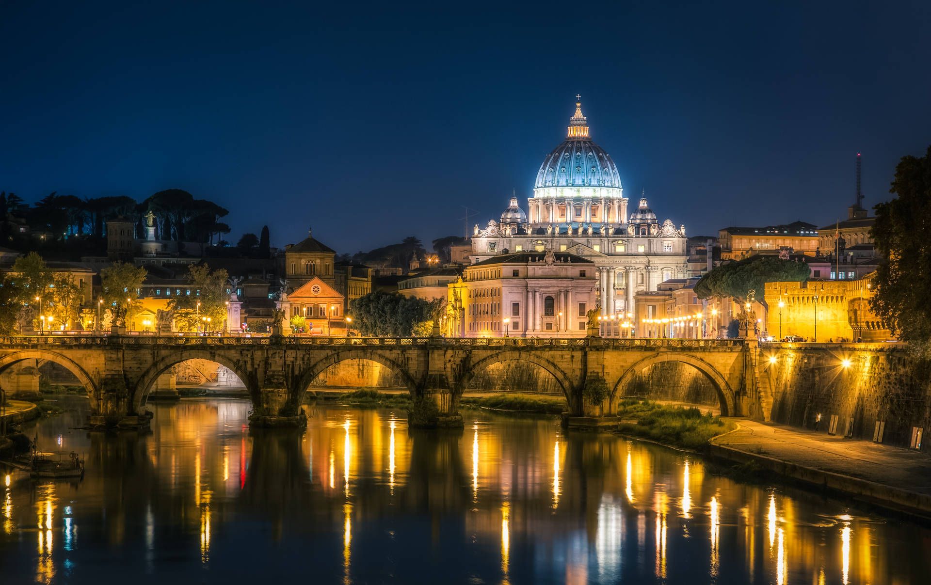 1920x1207 Vatican City Wallpaper