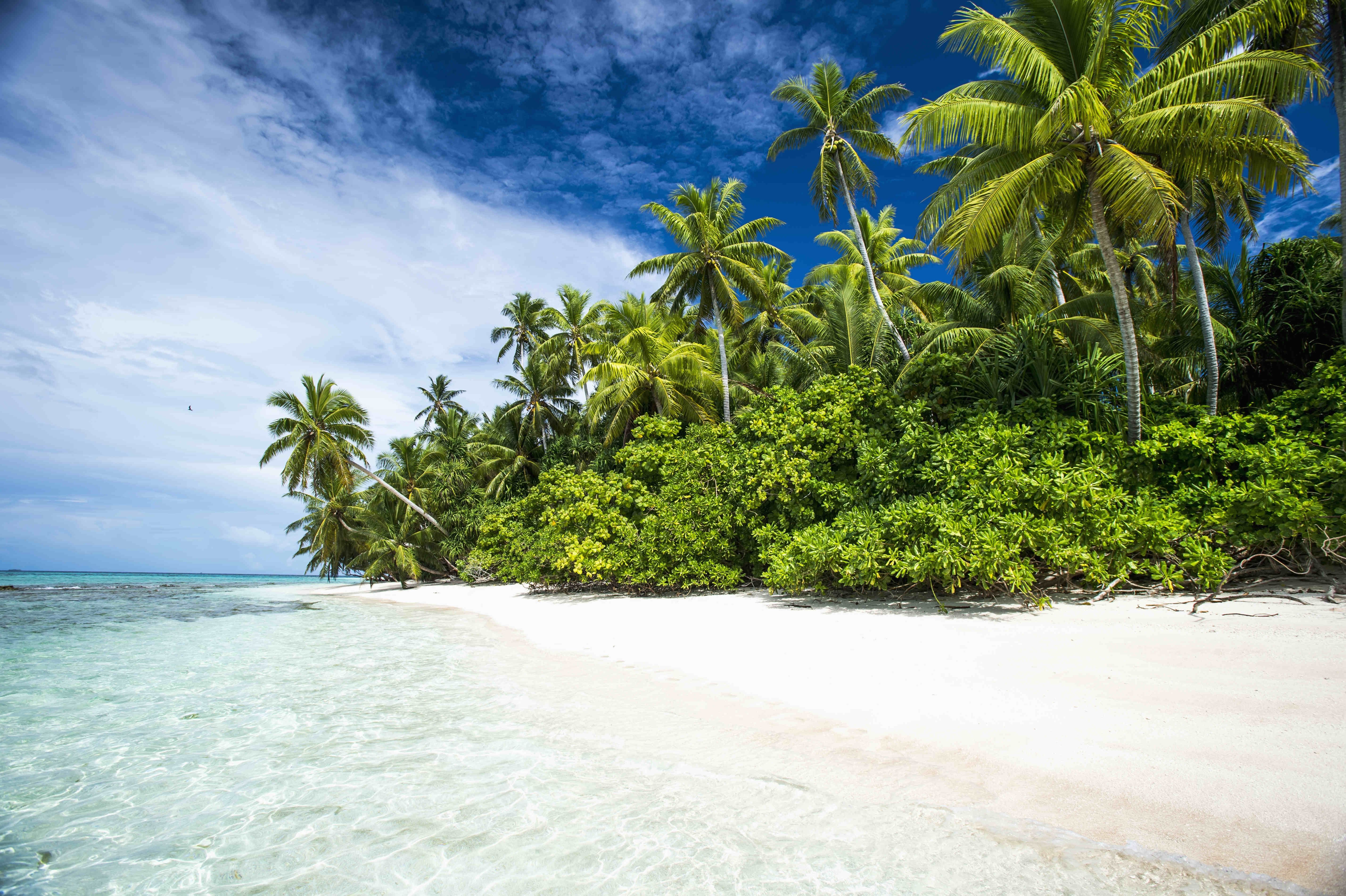 5711x3801 The tropical island nation of Tuvalu receives the least international tourists