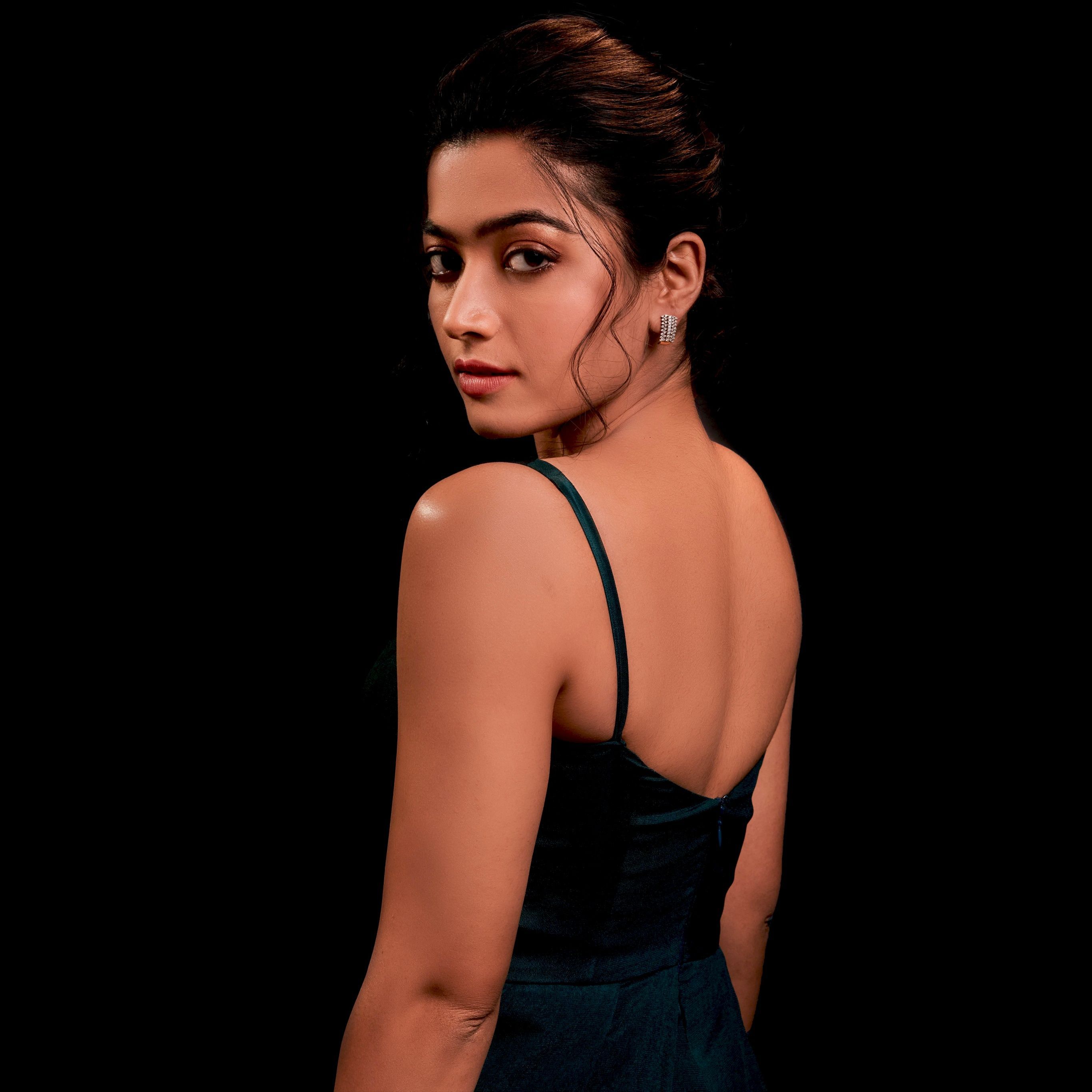 Actress 8K Wallpapers - Top Free Actress 8K Backgrounds - WallpaperAccess