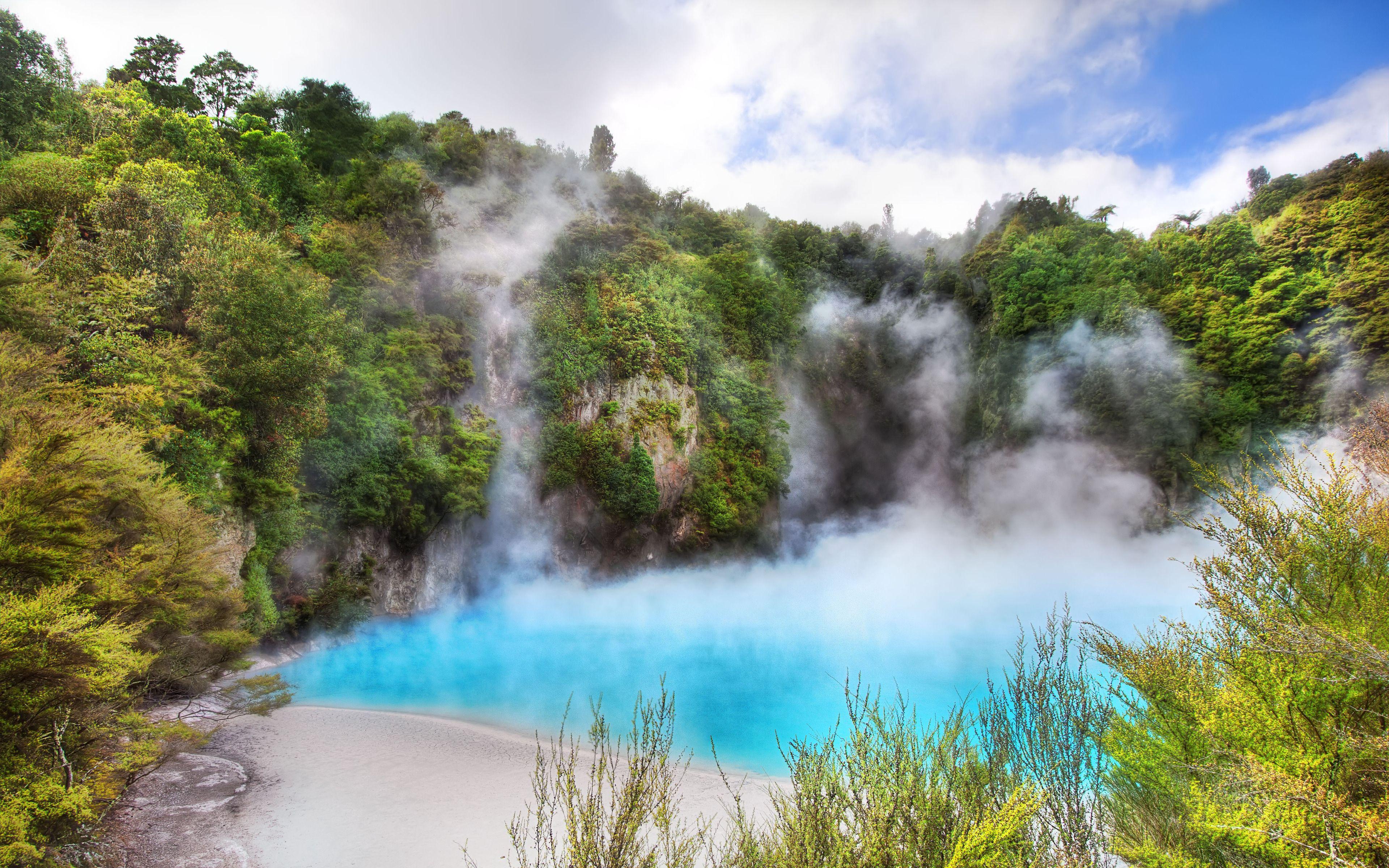 3840x2400 New Zealand, Waimangu Volcanic Valley, Inferno Crater Lake