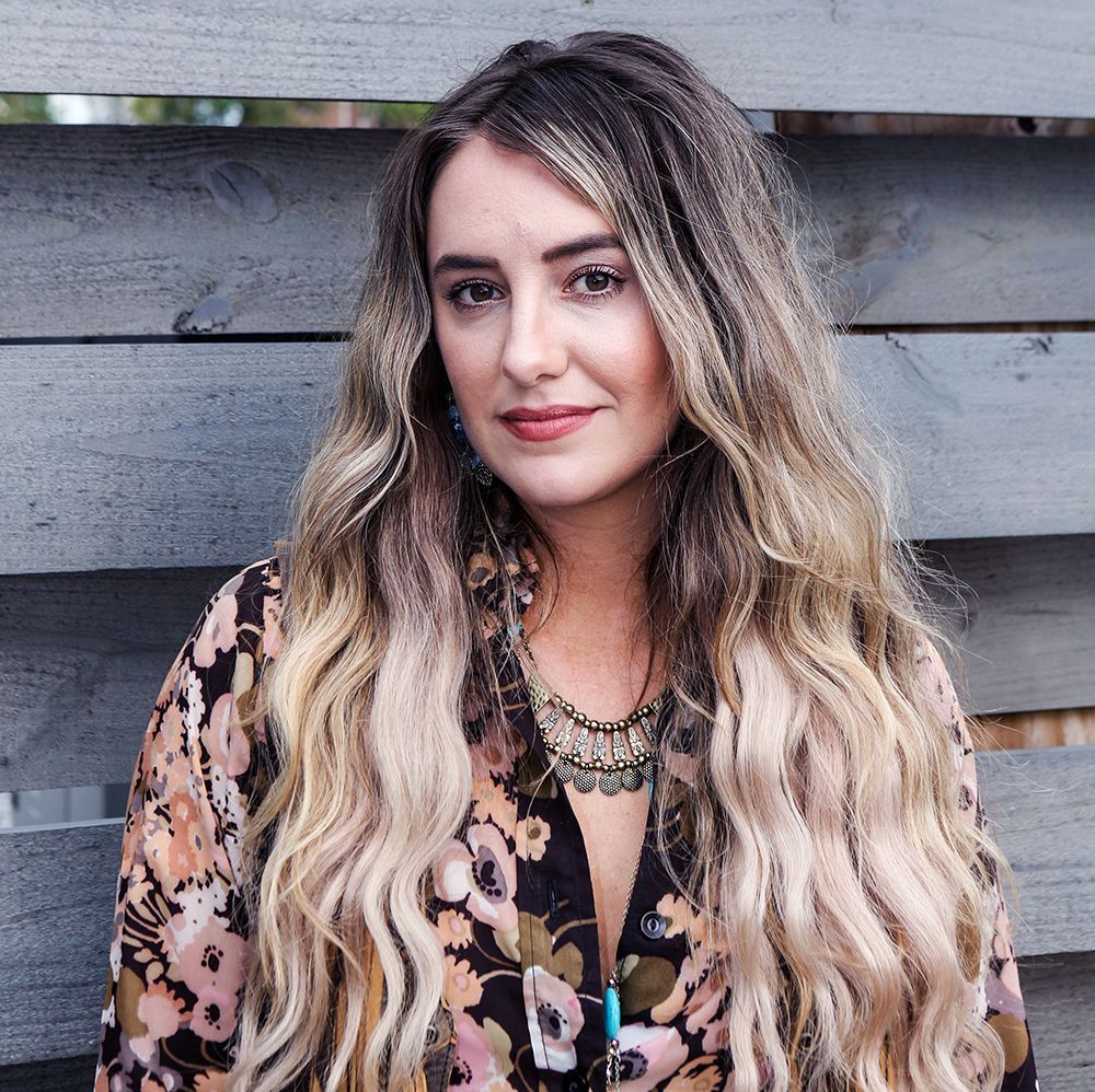1000x998 Lainey Wilson: Photo Of The Country Singer