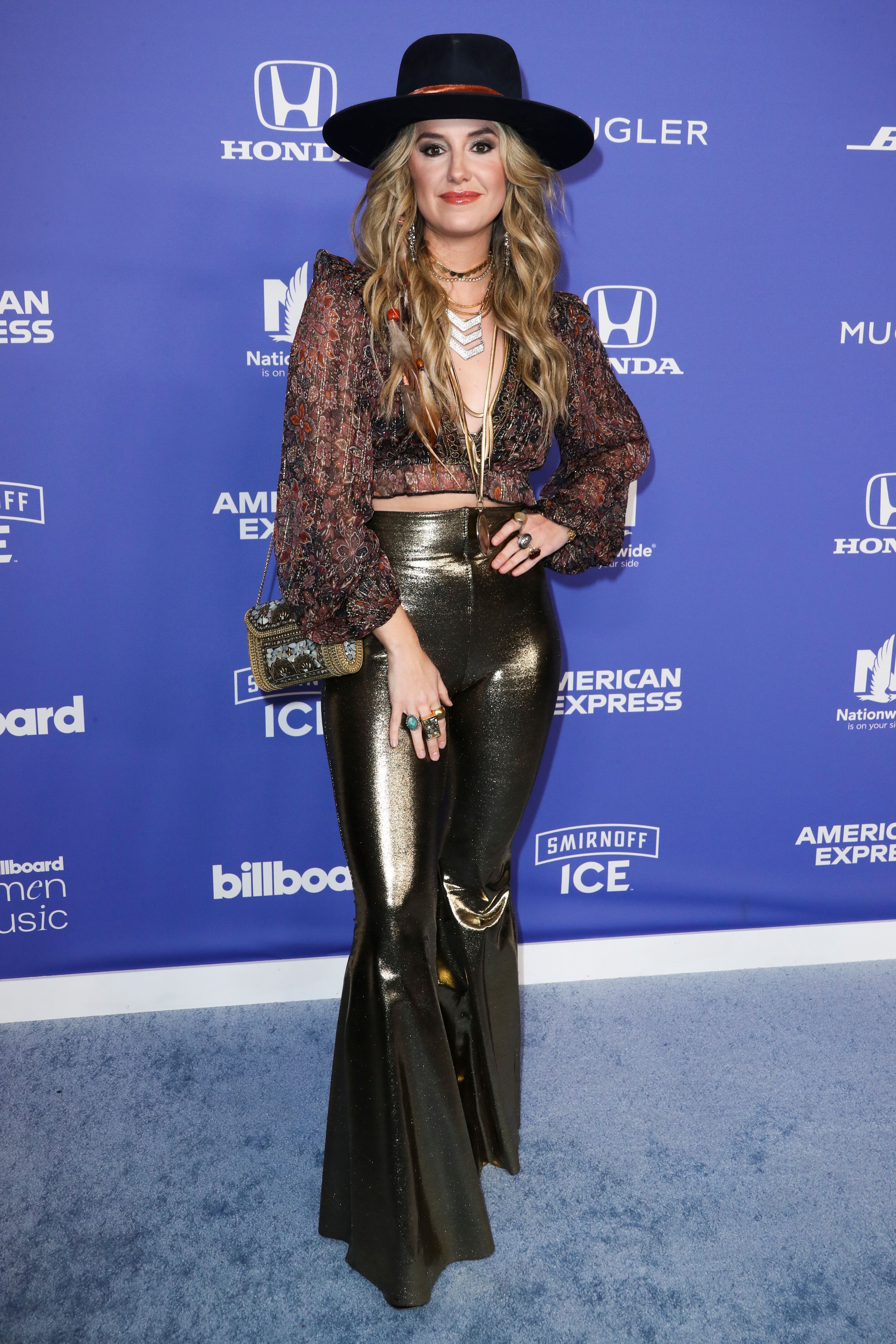 Lainey Wilson Wallpapers - Top Free Lainey Wilson Backgrounds