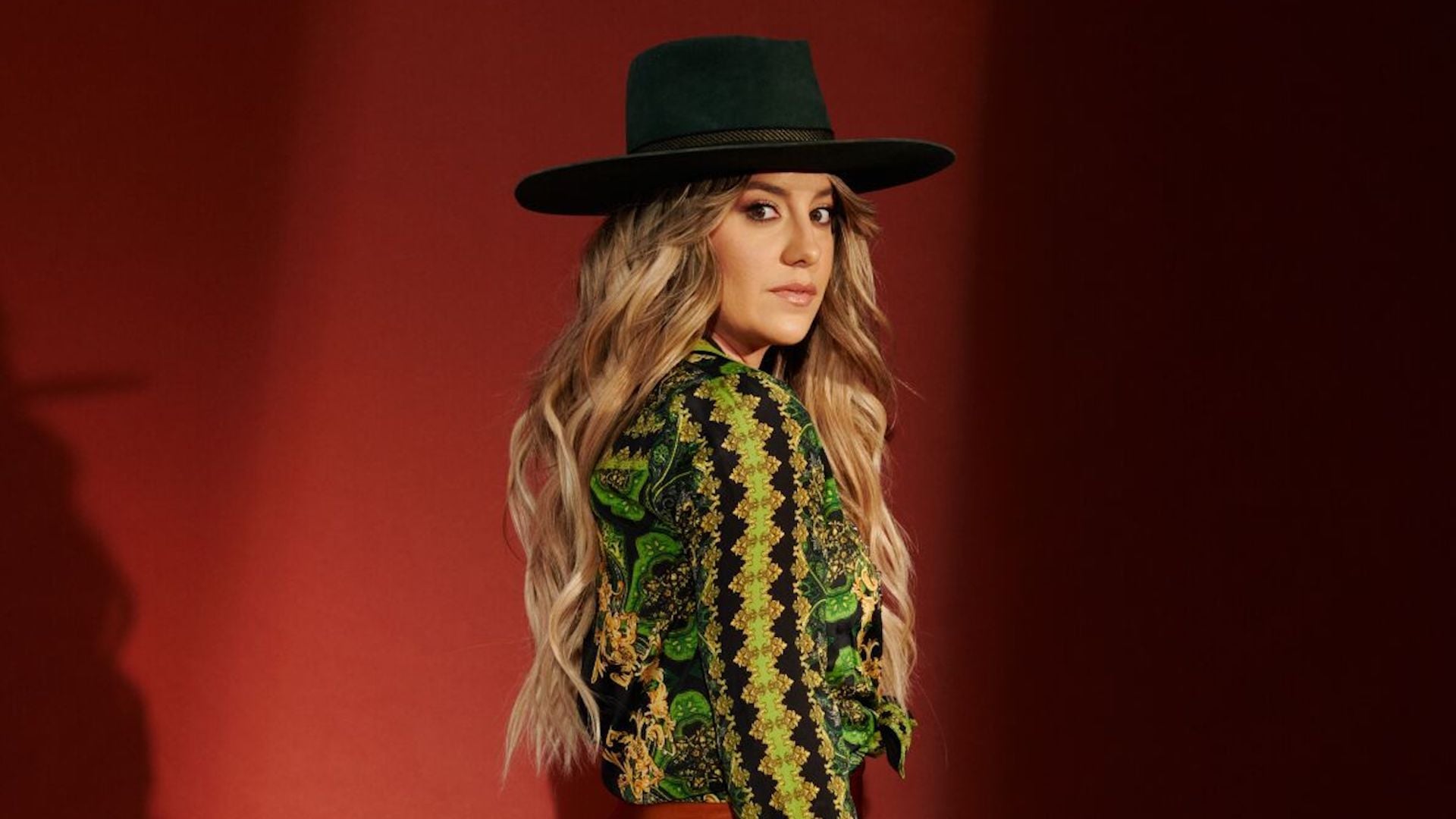 Lainey Wilson Wallpapers - Top Free Lainey Wilson Backgrounds