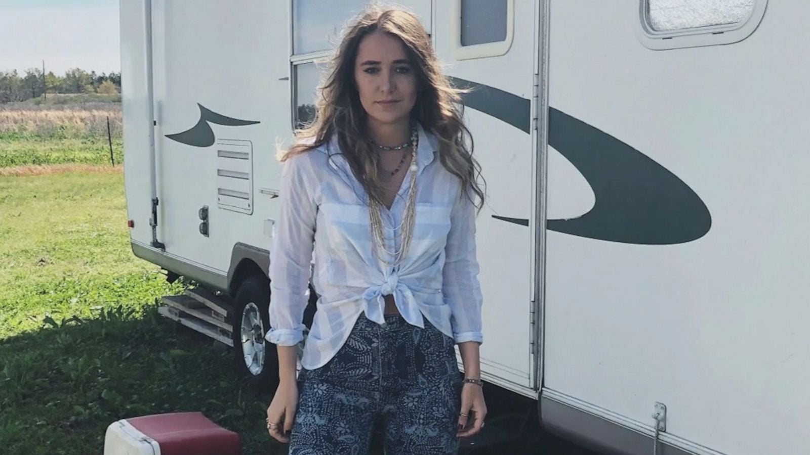 1600x900 Country star Lainey Wilson shares what life was like when she lived in a camper Morning America