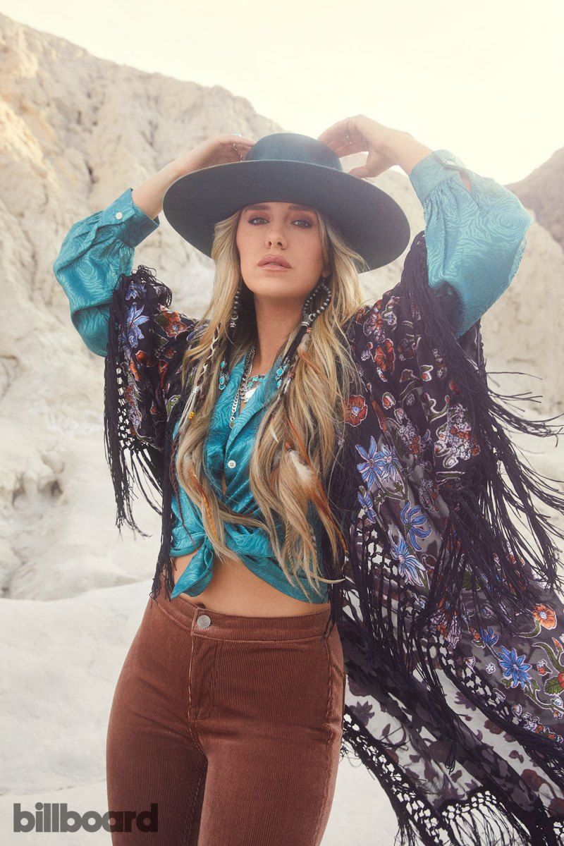 800x1200 Lainey Wilson Photo: Billboard Women in Music Shoot
