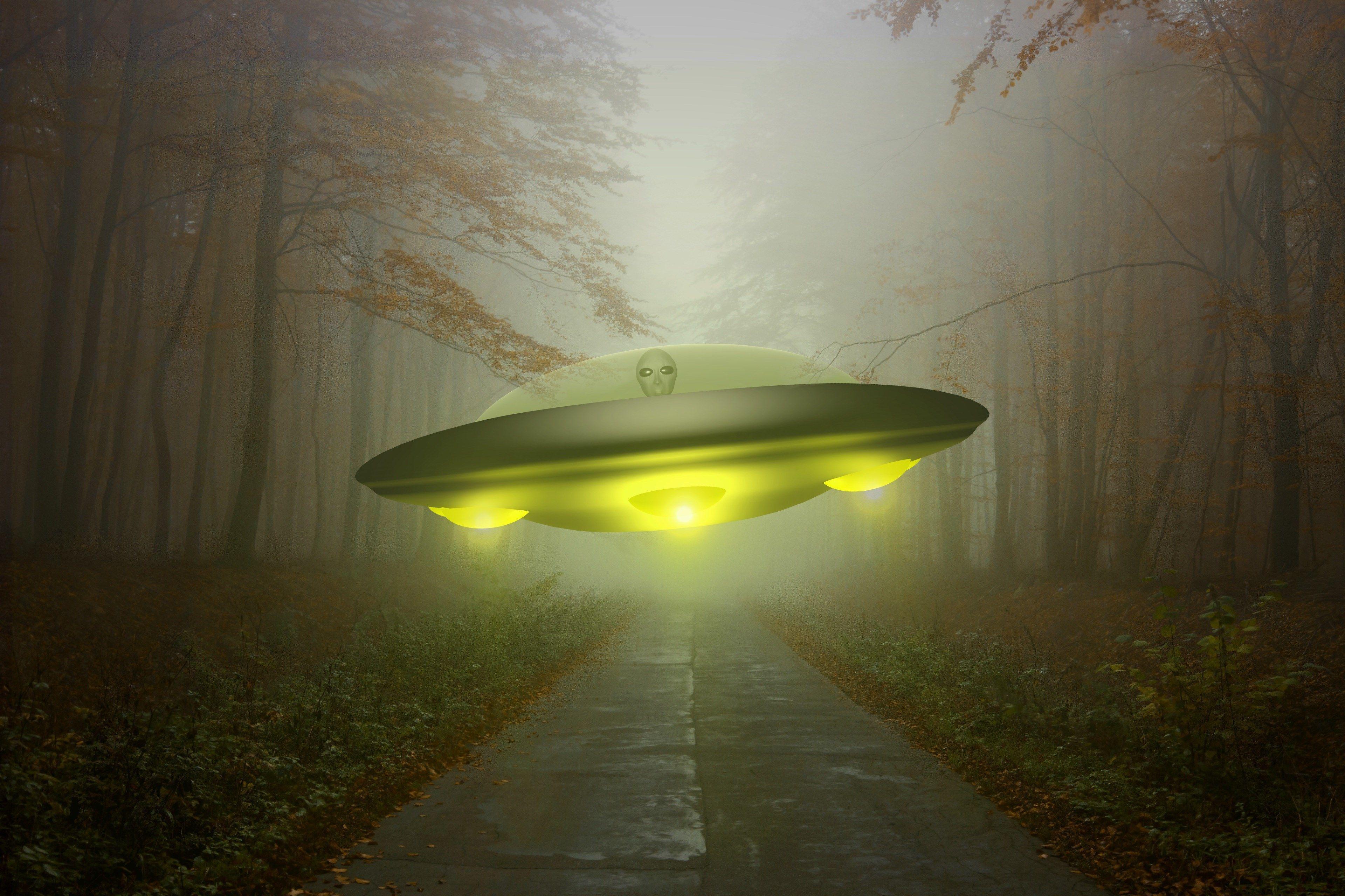 UFO Desktop Wallpapers - Top Free UFO Desktop Backgrounds - WallpaperAccess