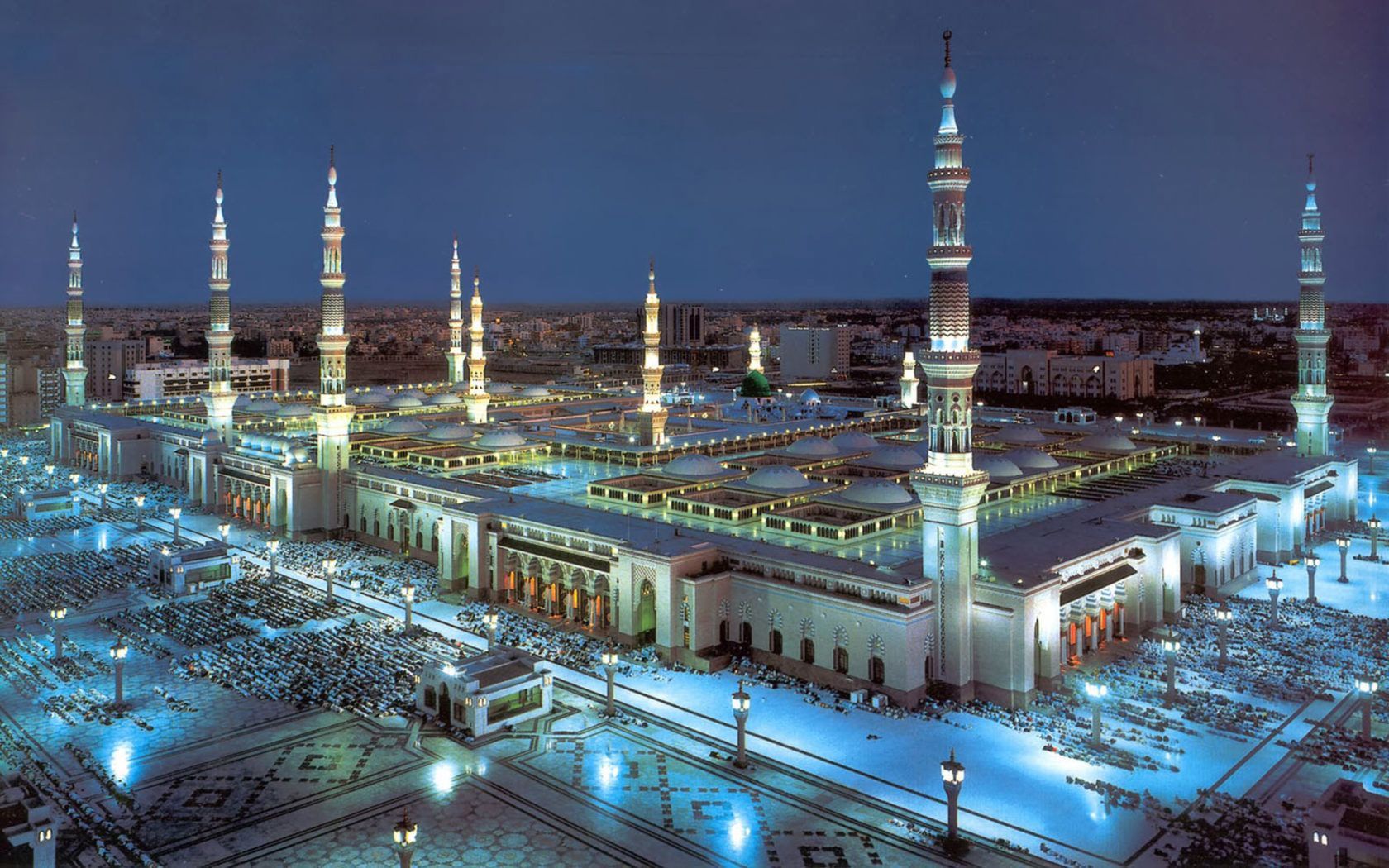 1680x1050 The Most Beautiful Mosques In The World Masjid Al Nabawi Medinah Saudi Arabia HD Wallpaper 1920x120 :