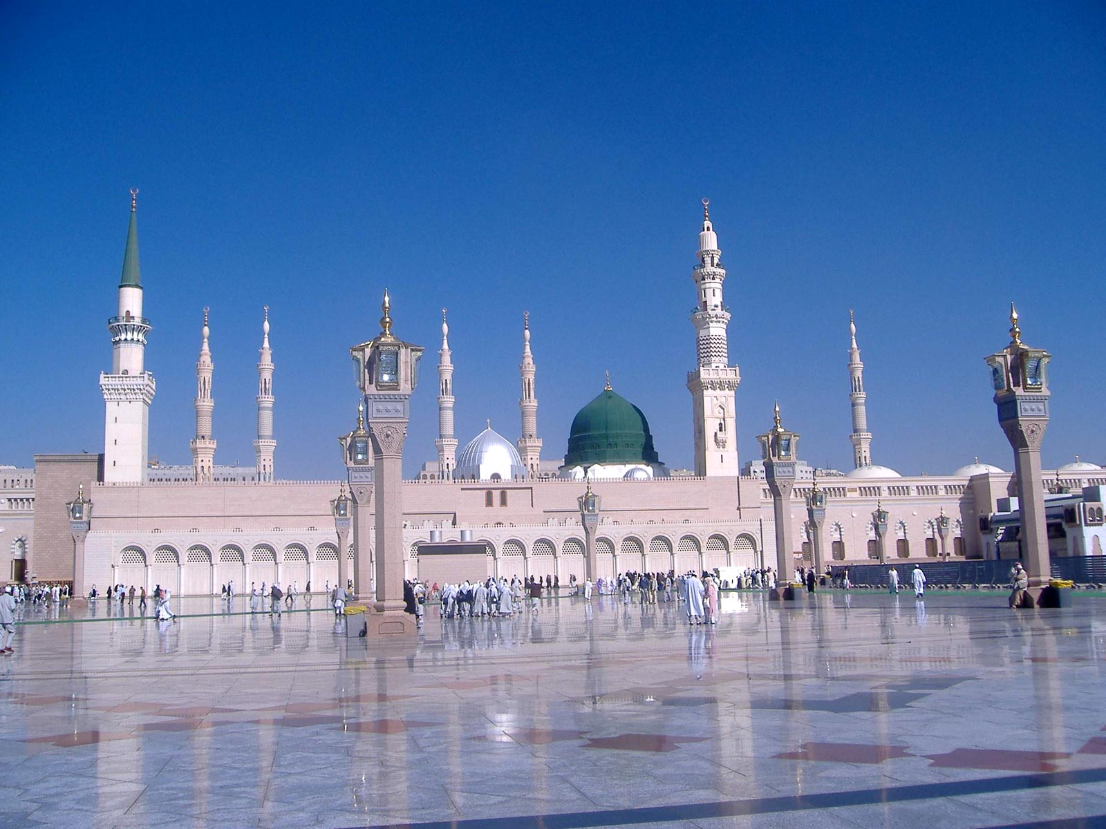 1600x1200 Madina Mosque Wallpaper Free Download
