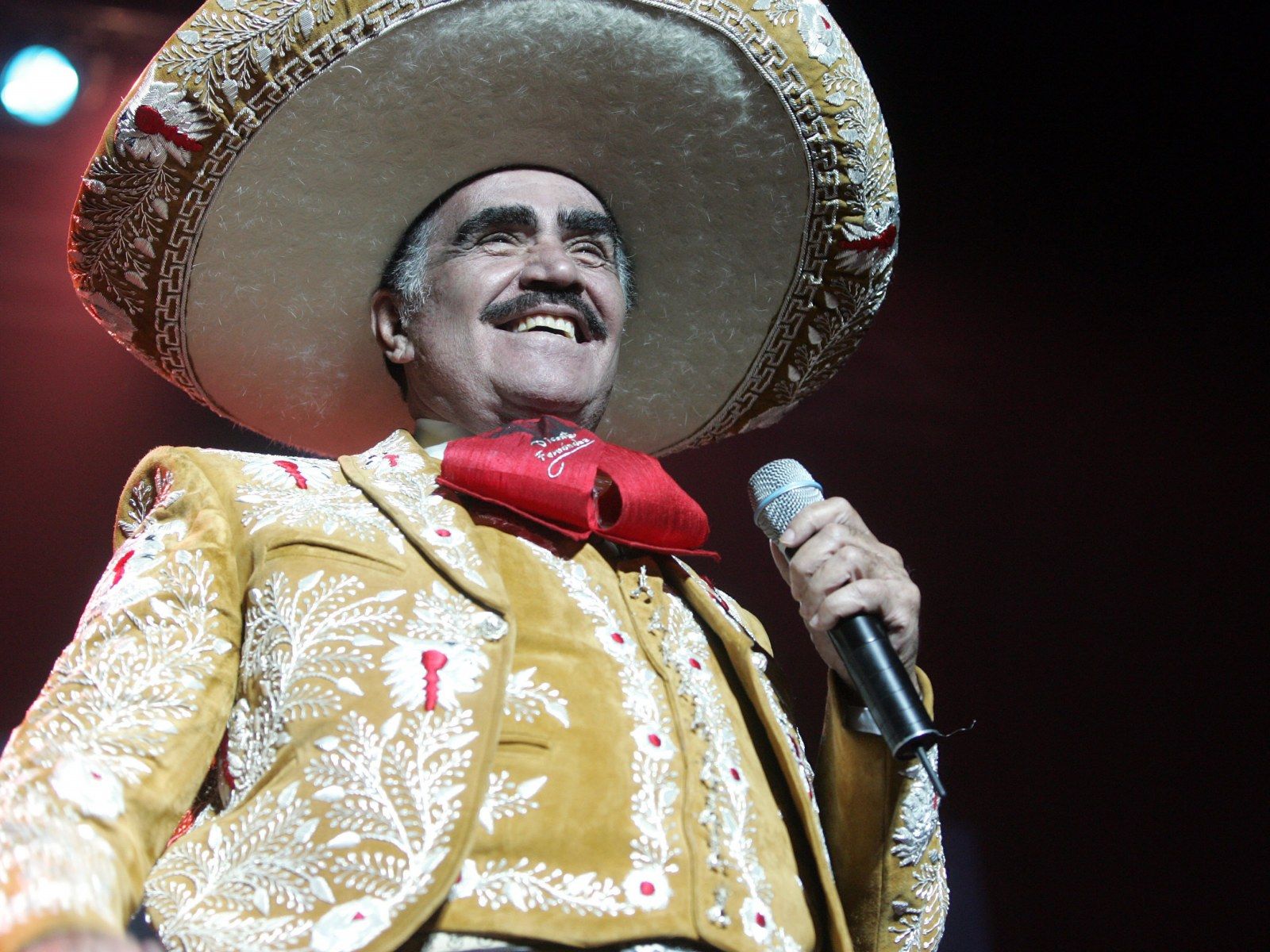 Vicente Fernandez Wallpapers - Top Free Vicente Fernandez Backgrounds ...