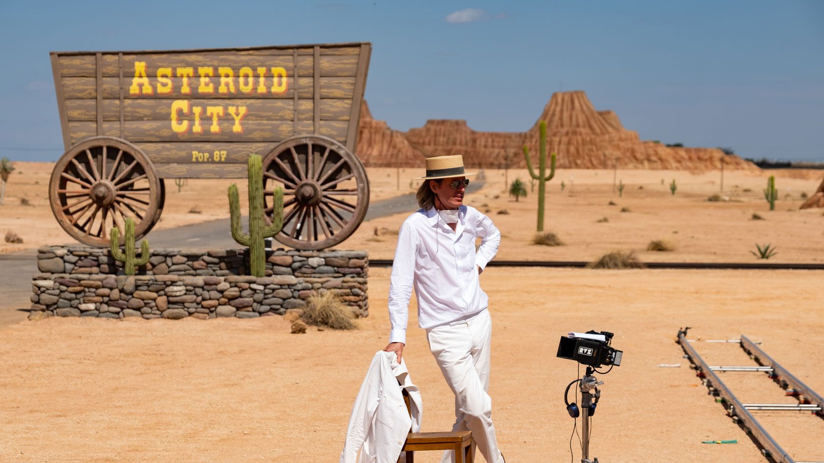 1678x944 Wes Anderson's Asteroid City behind the scenes