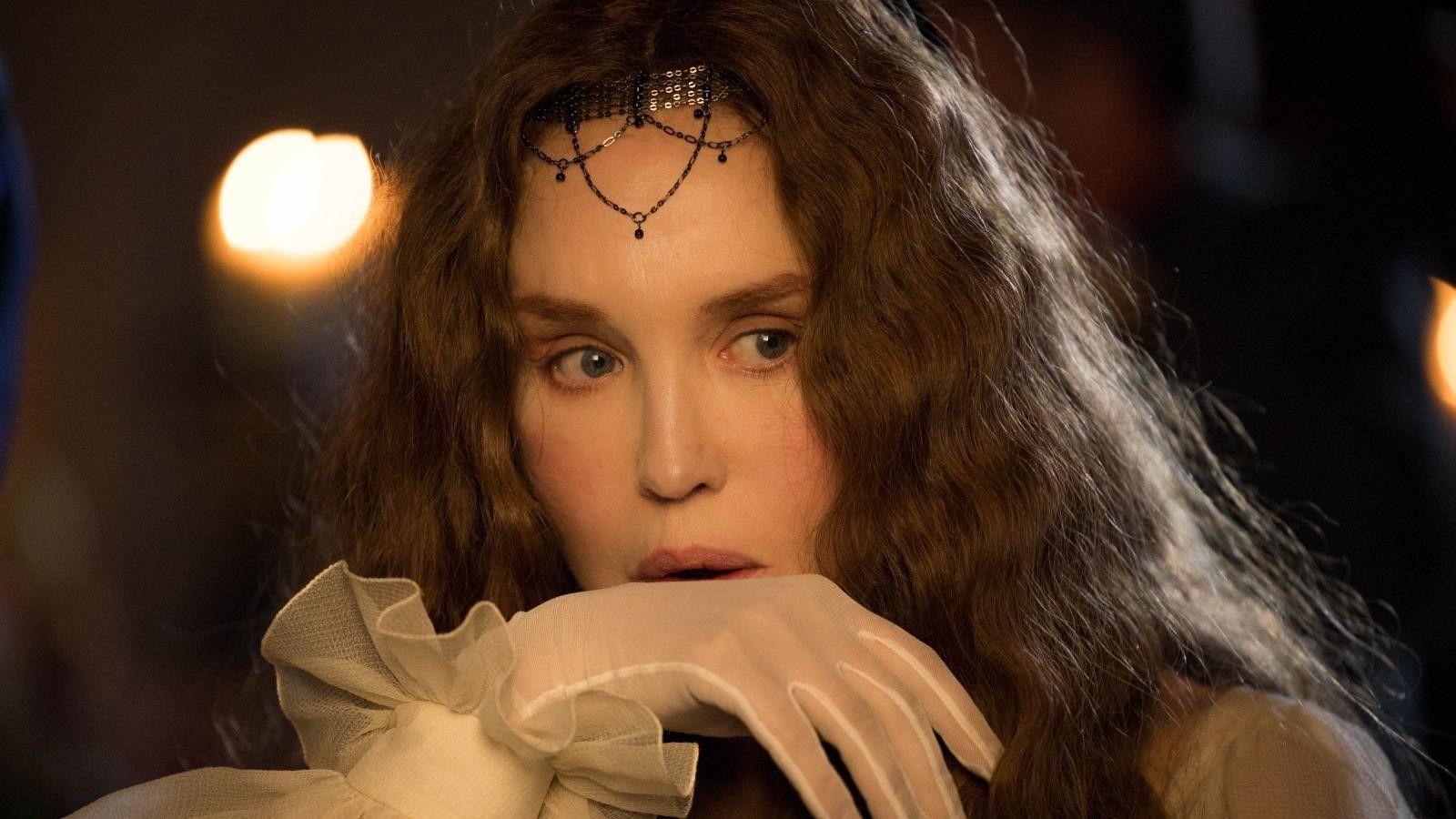 1600x900 Isabelle Adjani to Star in Louvre Thriller 'Belphégor' From 'The King's Favorite' Director Josée Dayan
