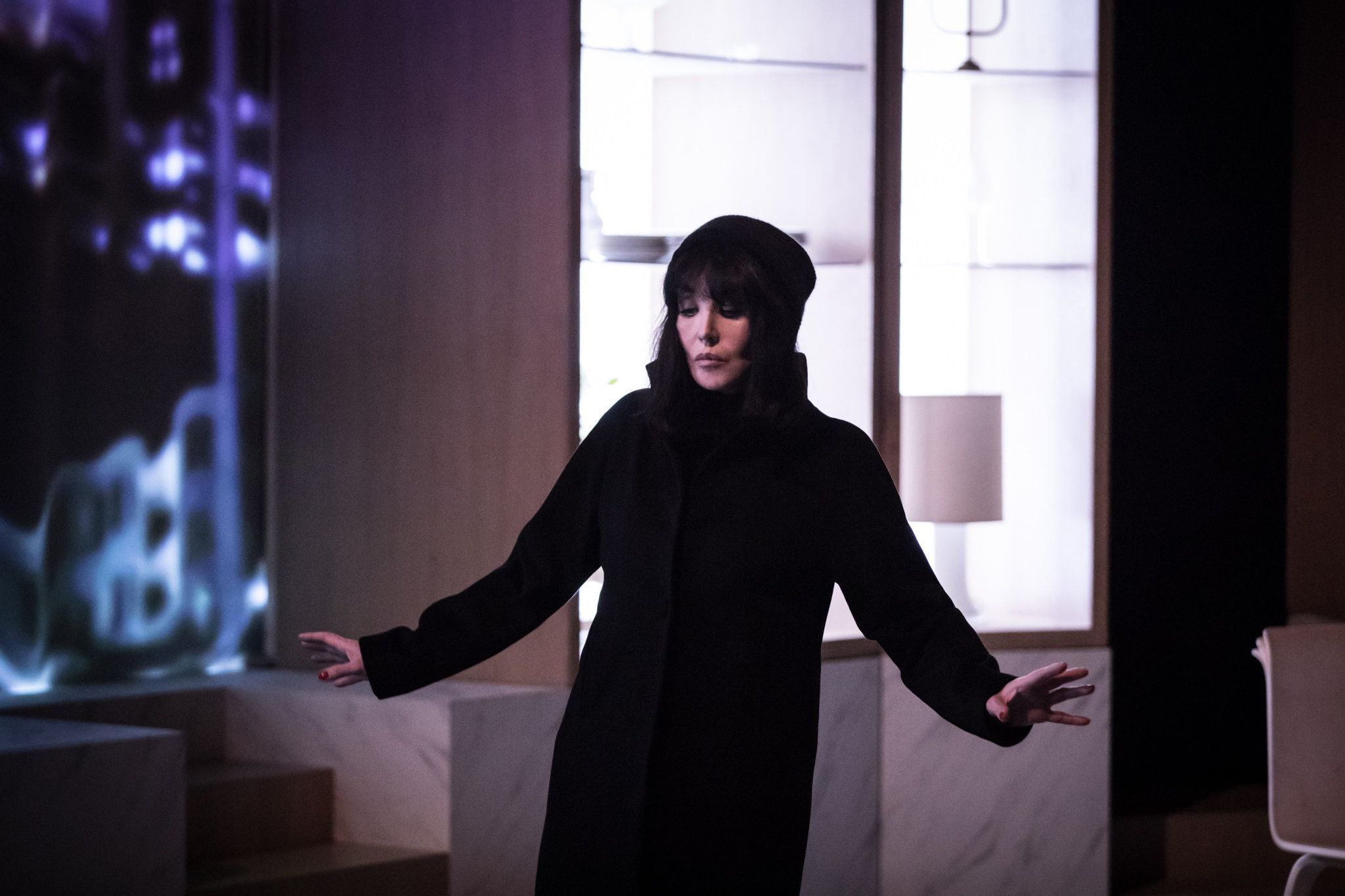 2048x1365 What Does It Take for a Woman to Be Labeled Mad? Onstage, Not Much