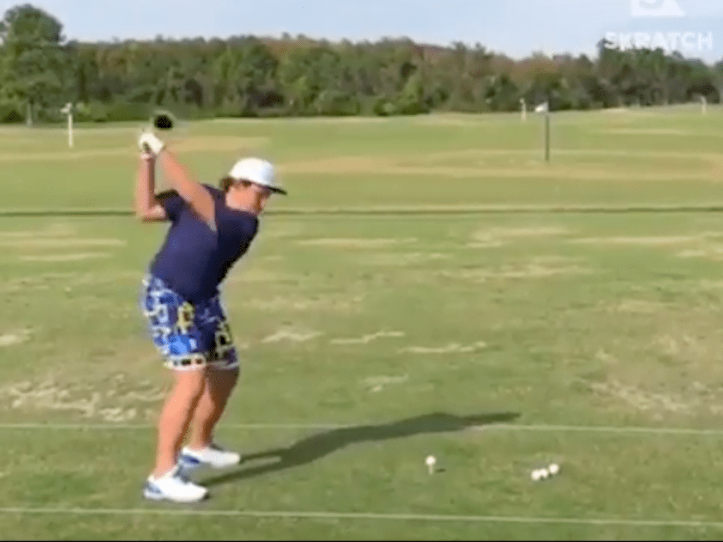 1024x768 Looks like Little John Daly is a “Long John” as well