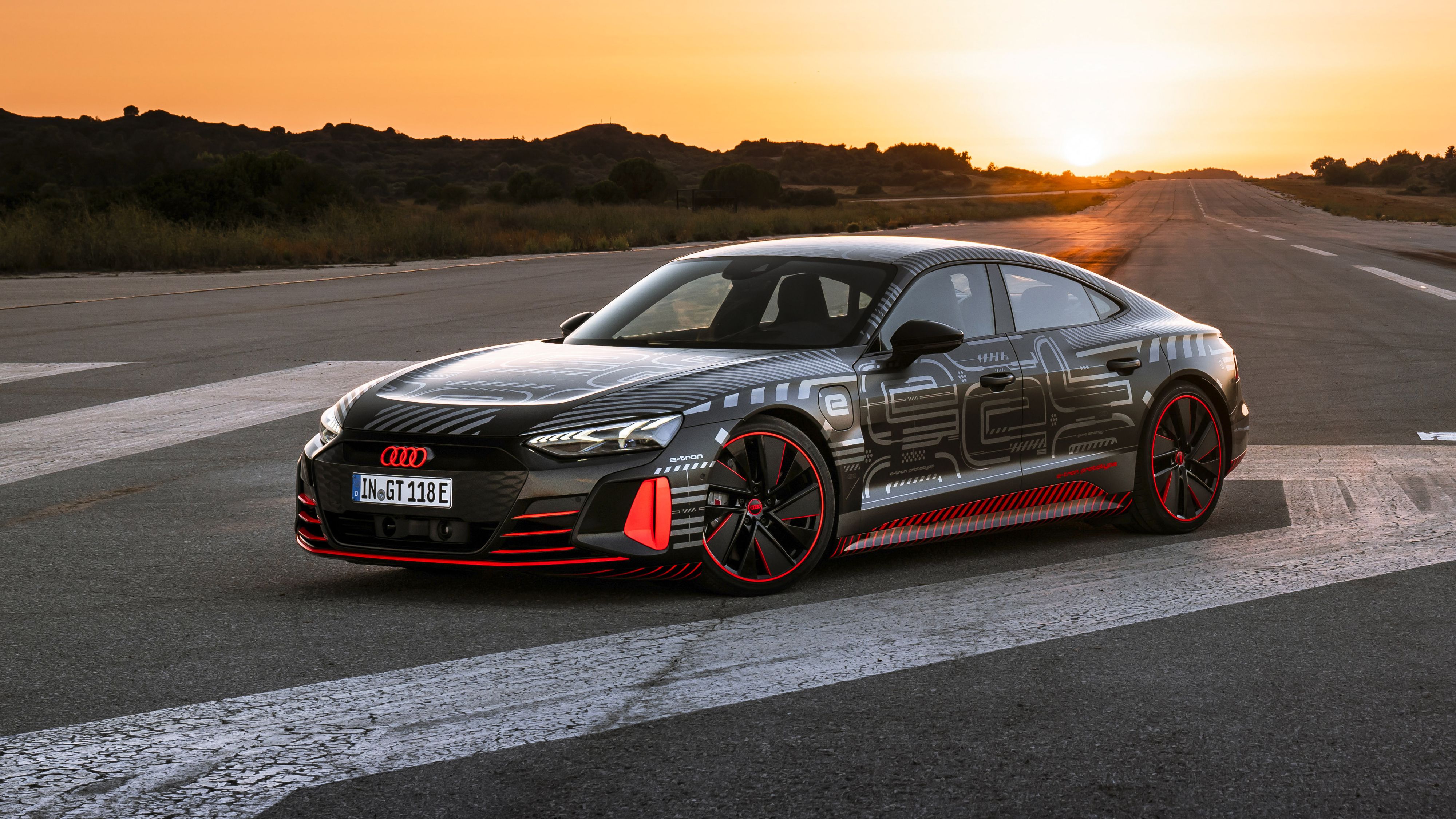 4000x2250 Audi RS E Tron GT Prototype 2021 4K 2 Wallpaper Car Wallpaper