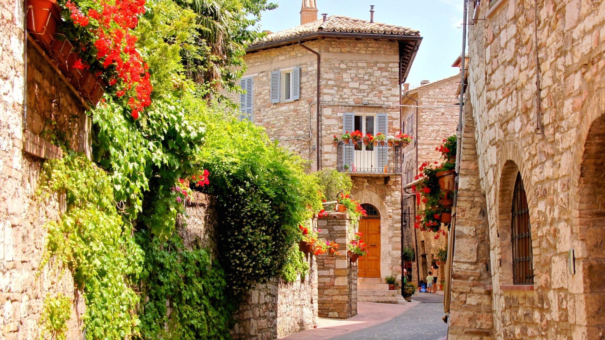 2560x1440 Visit Assisi: 2023 Travel Guide for Assisi, Umbria