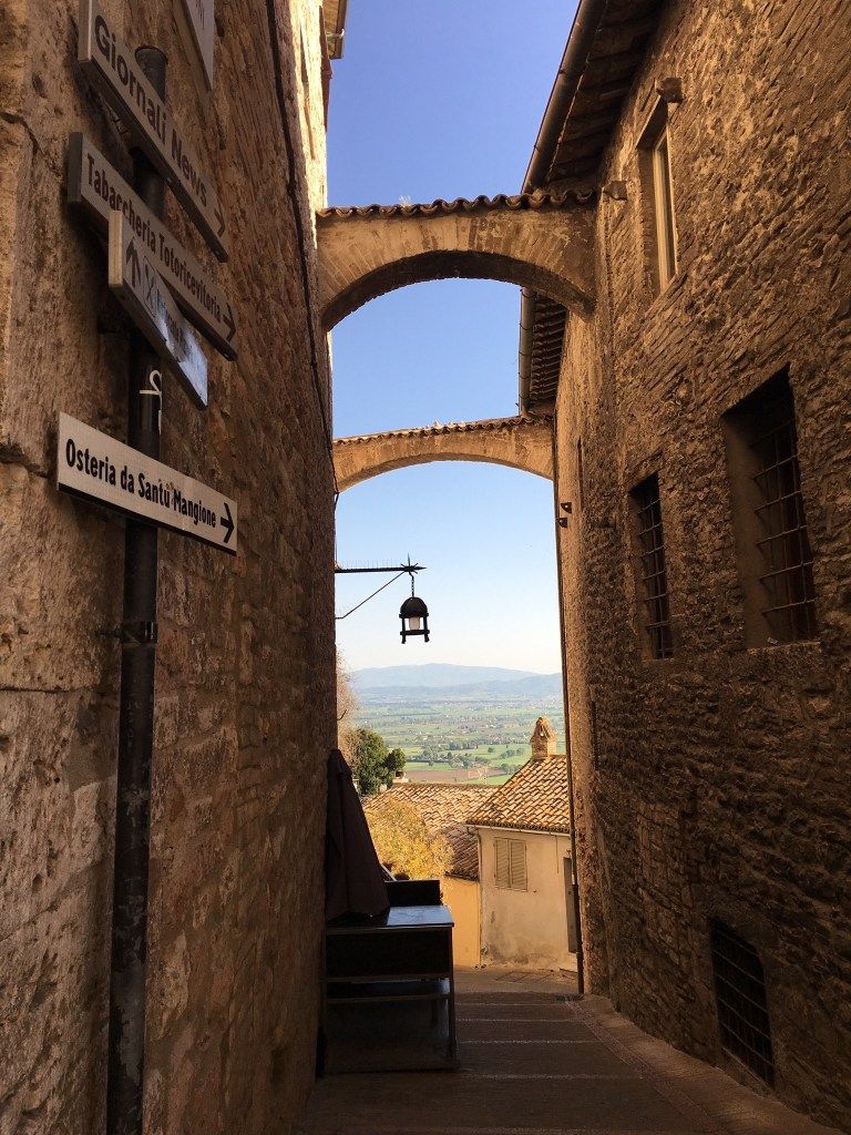 768x1024 Things to do in Assisi, Italy :