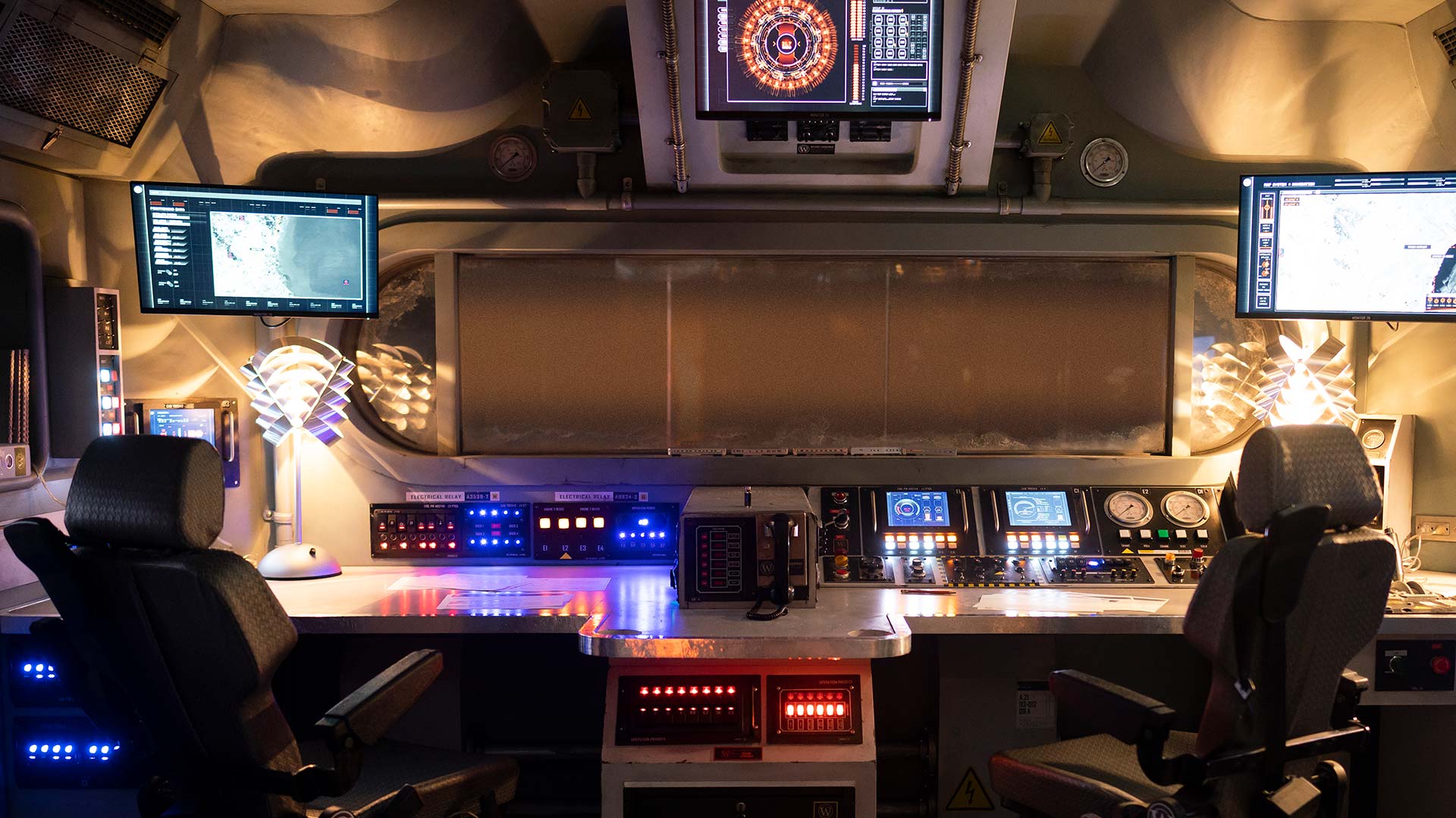 Video Call Wallpapers - Top Free Video Call Backgrounds - WallpaperAccess