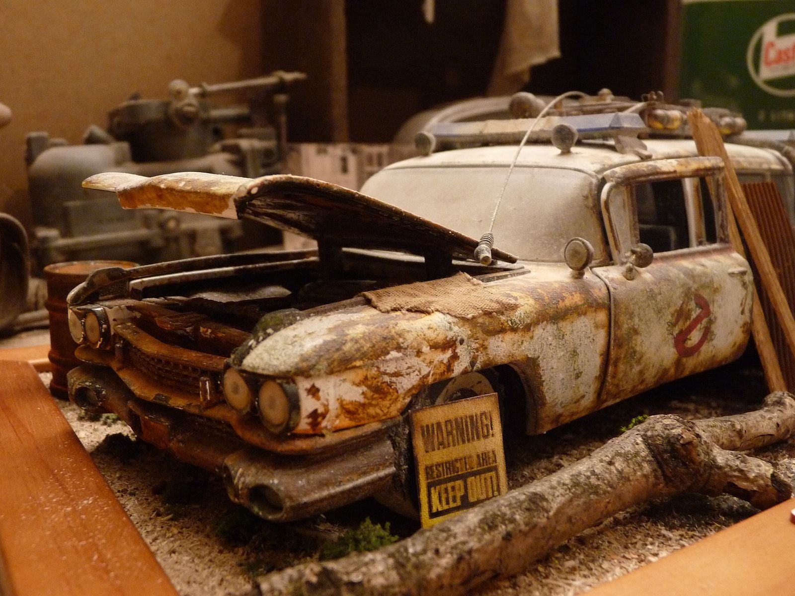 1600x1200 Sculptures, Ghostbusters ecto , Modern and Contemporary Art