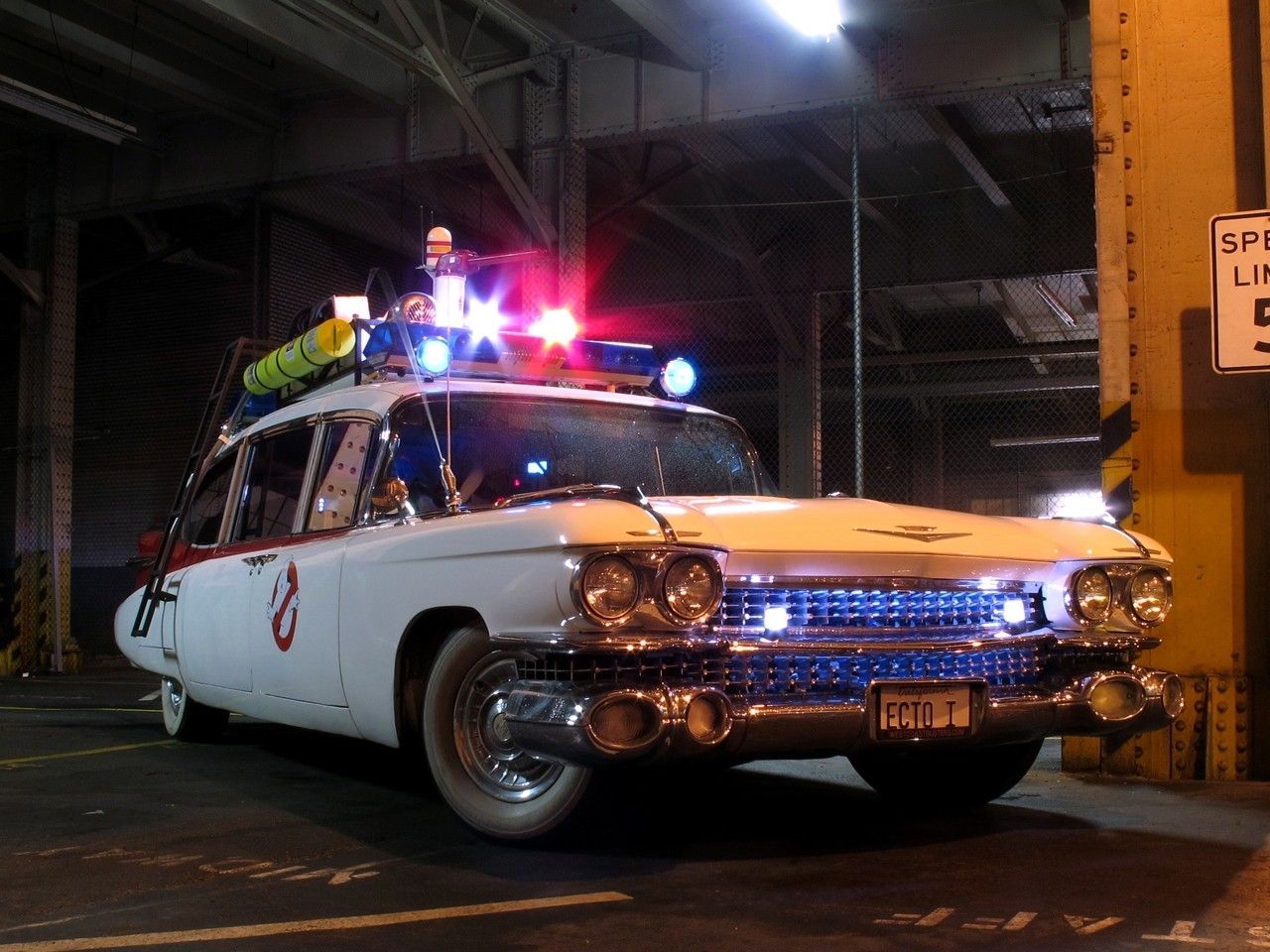 ECTO 1 Wallpapers - Top Free ECTO 1 Backgrounds - WallpaperAccess