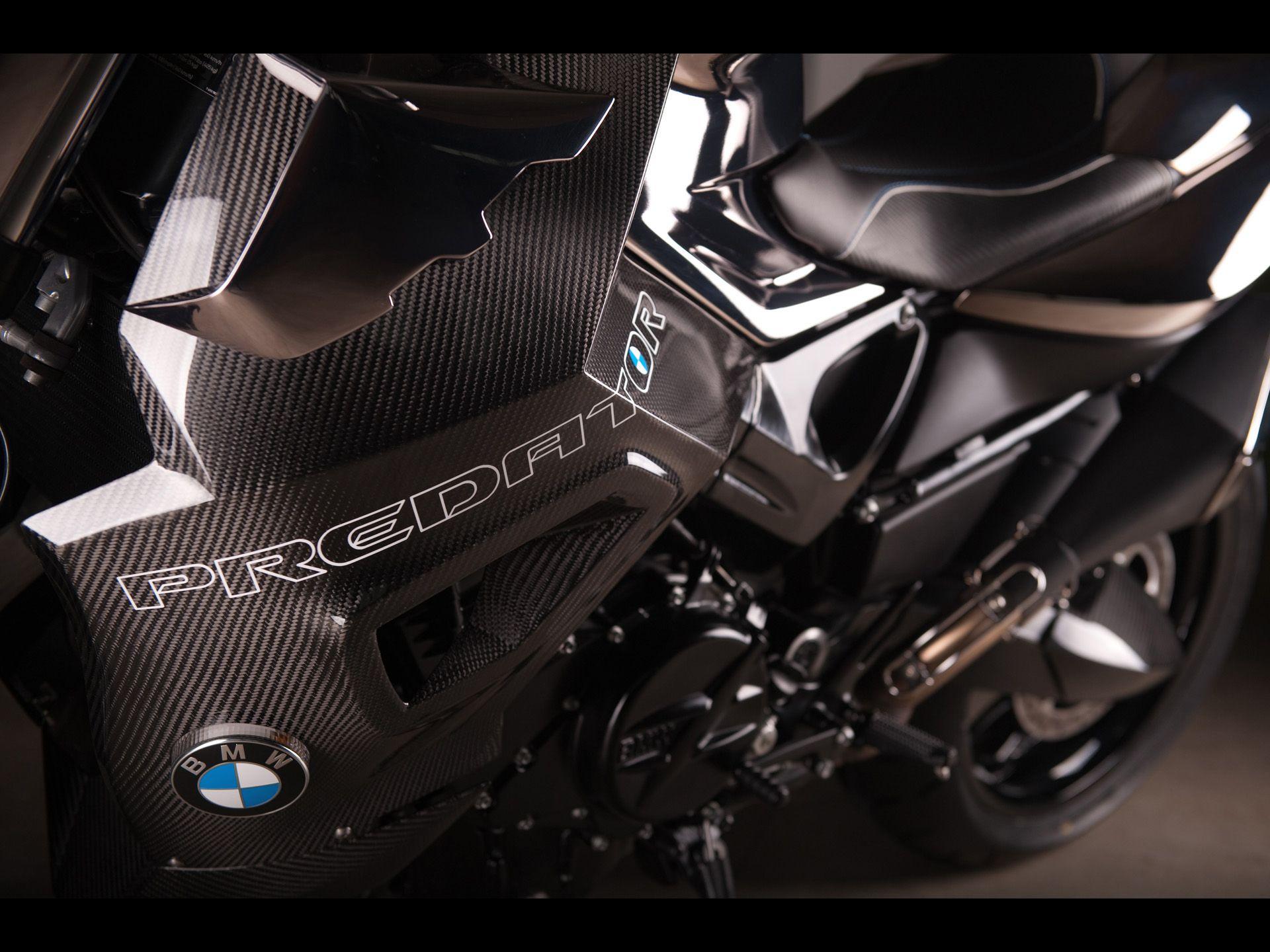 1920x1440 Vilner Custom Bike BMW F800 R Predator Fiber