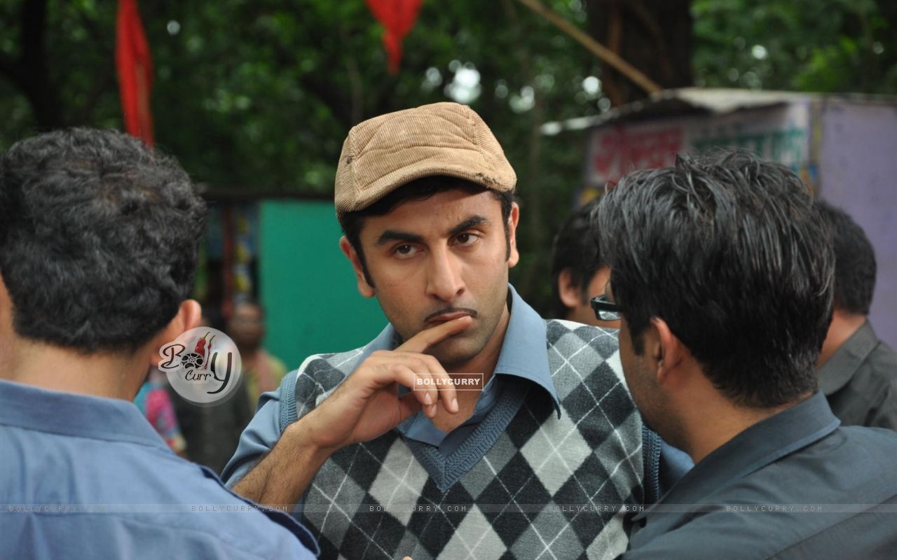 1280x800 Wallpaper Kapoor promoting 'Barfi!' on Zee TV shows size:1280x800
