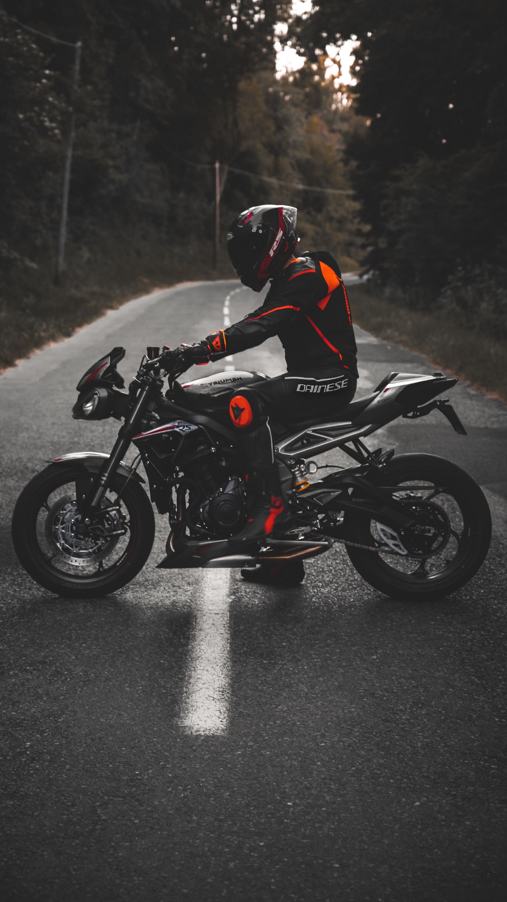 2160x3840 Download wallpaper 2160x3840 motorcycle, motorcyclist, bike, equipment, helmet samsung galaxy s s note, sony xperia z, z z z htc one, lenovo vibe HD background