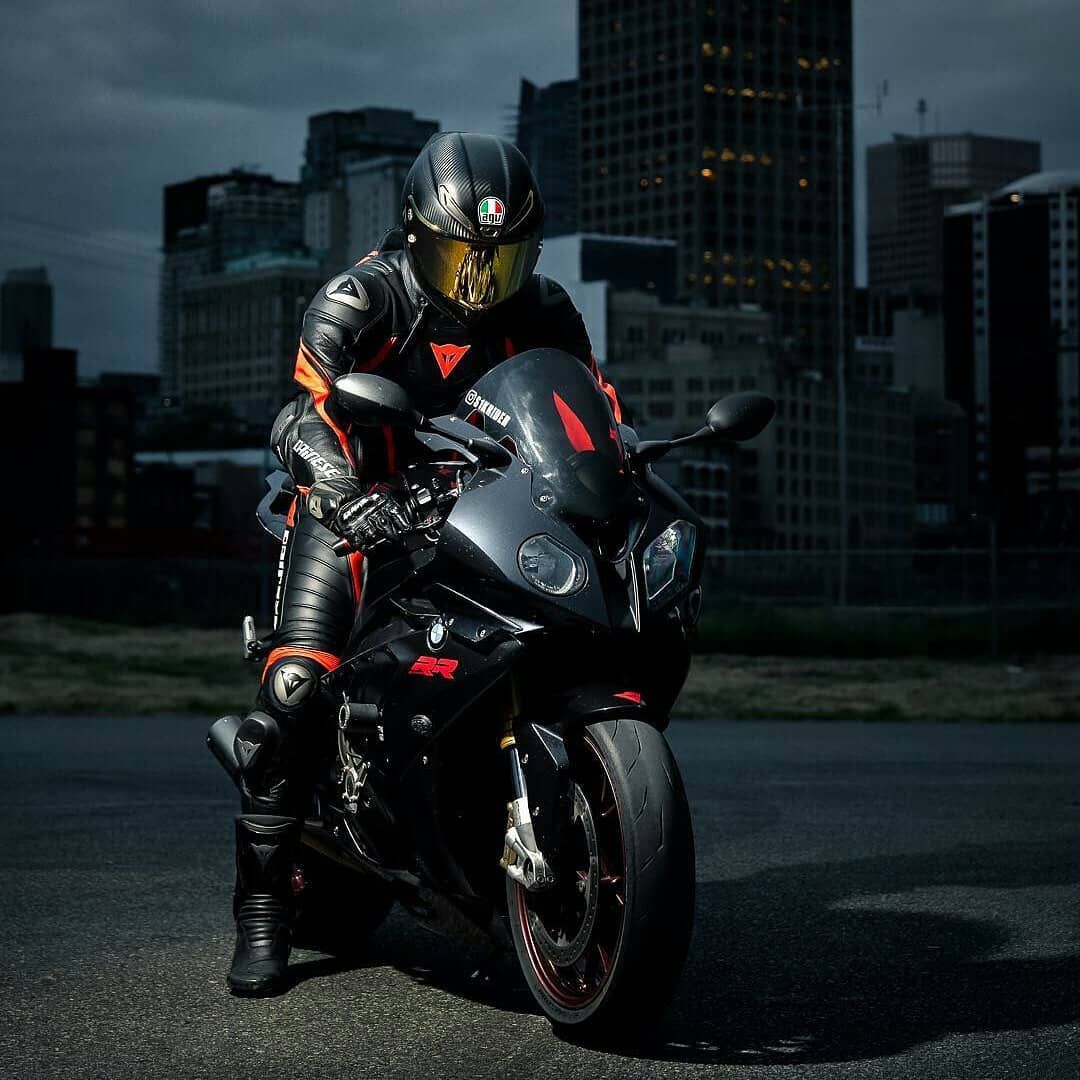1080x1080 Dainese on Instagram: “Hidden gem, hidden demon. This awesome photo of surely des. Motos deportivas, Motocicletas deportivas, Motos