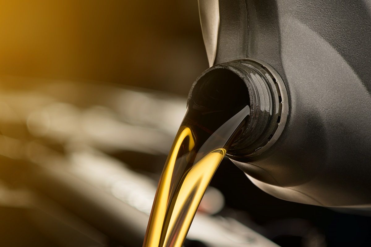 1200x800 The Importance of Using the Right Motor Oil Clinic of Franklin