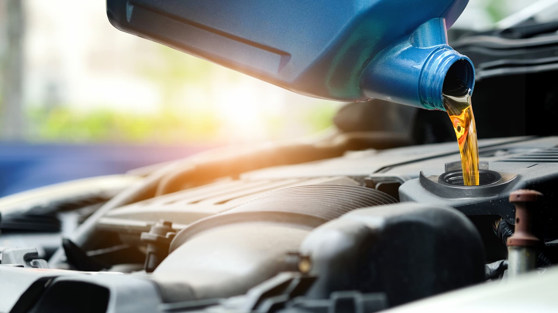 1920x1080 Low Engine Oil Symptoms (+Causes, FAQs)