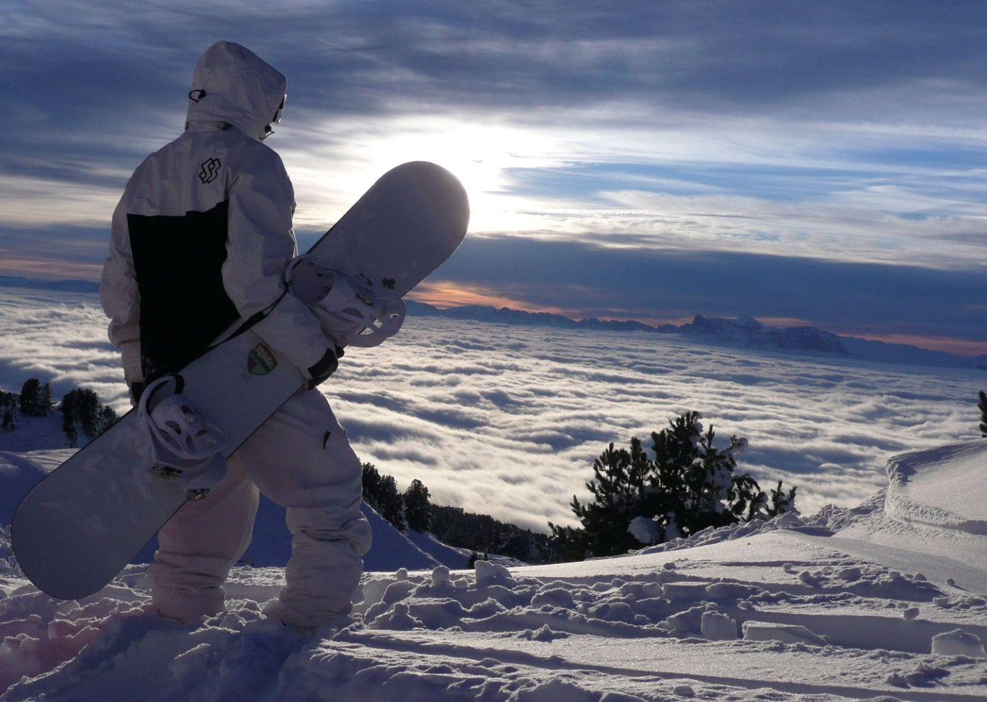 1430x1018 Snowboarding Mount Everest. Snowboarding. Snowboarding