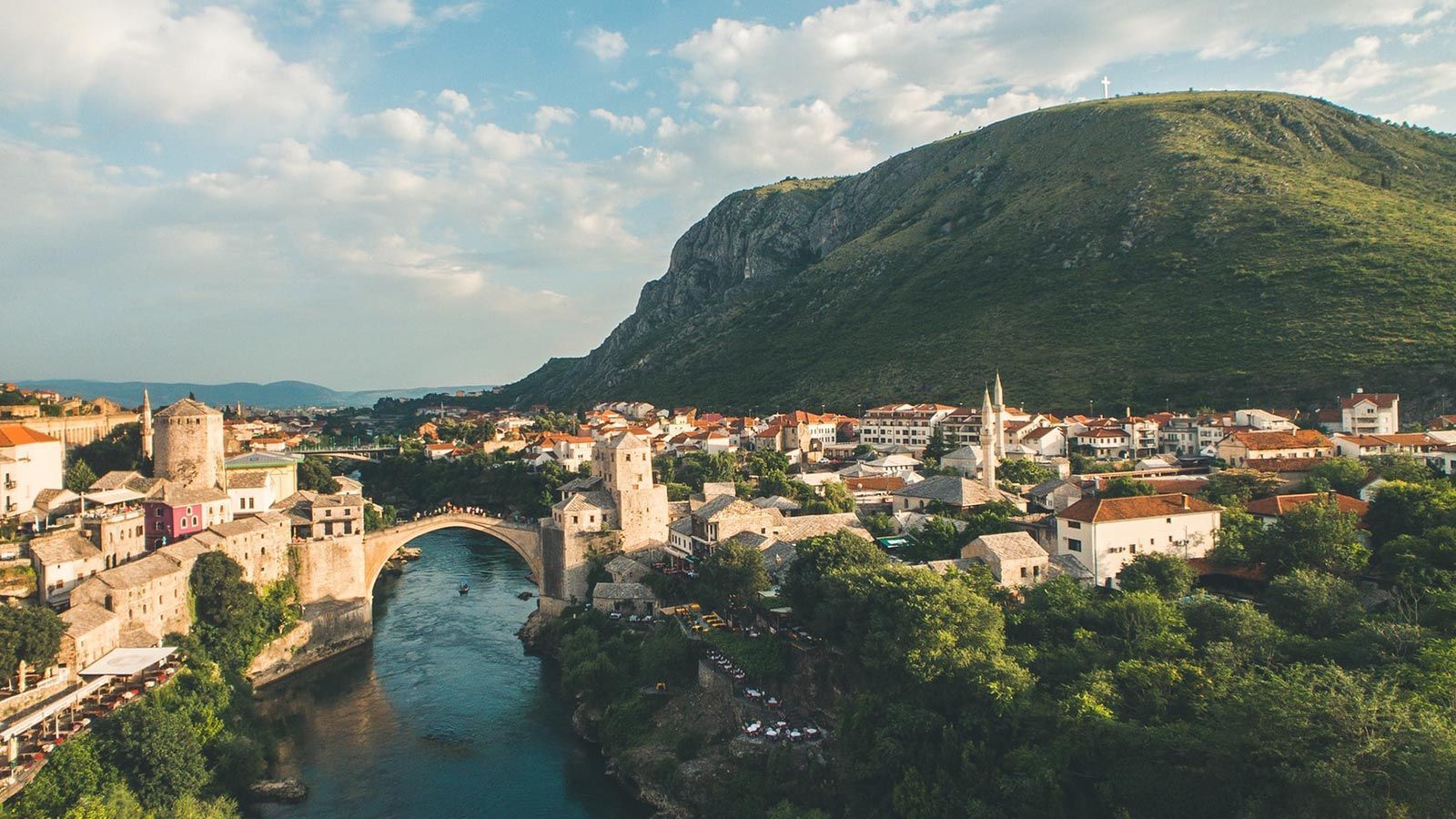 1600x900 Bosnia and Herzegovina: Payroll, Benefits & Taxes Info