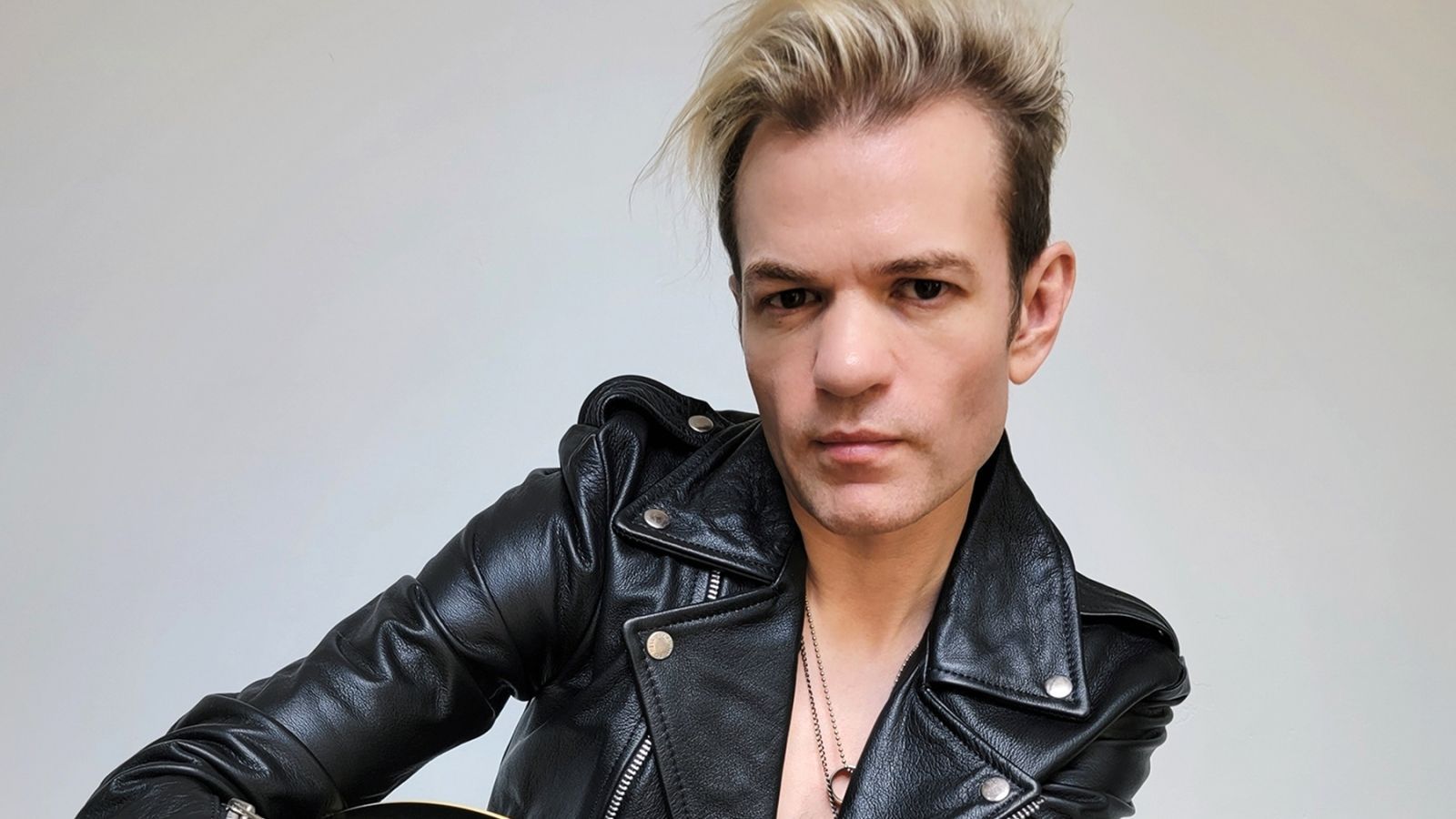 1600x900 Sum 41's Deryck Whibley Announces Double Album 'Heaven and Hell'