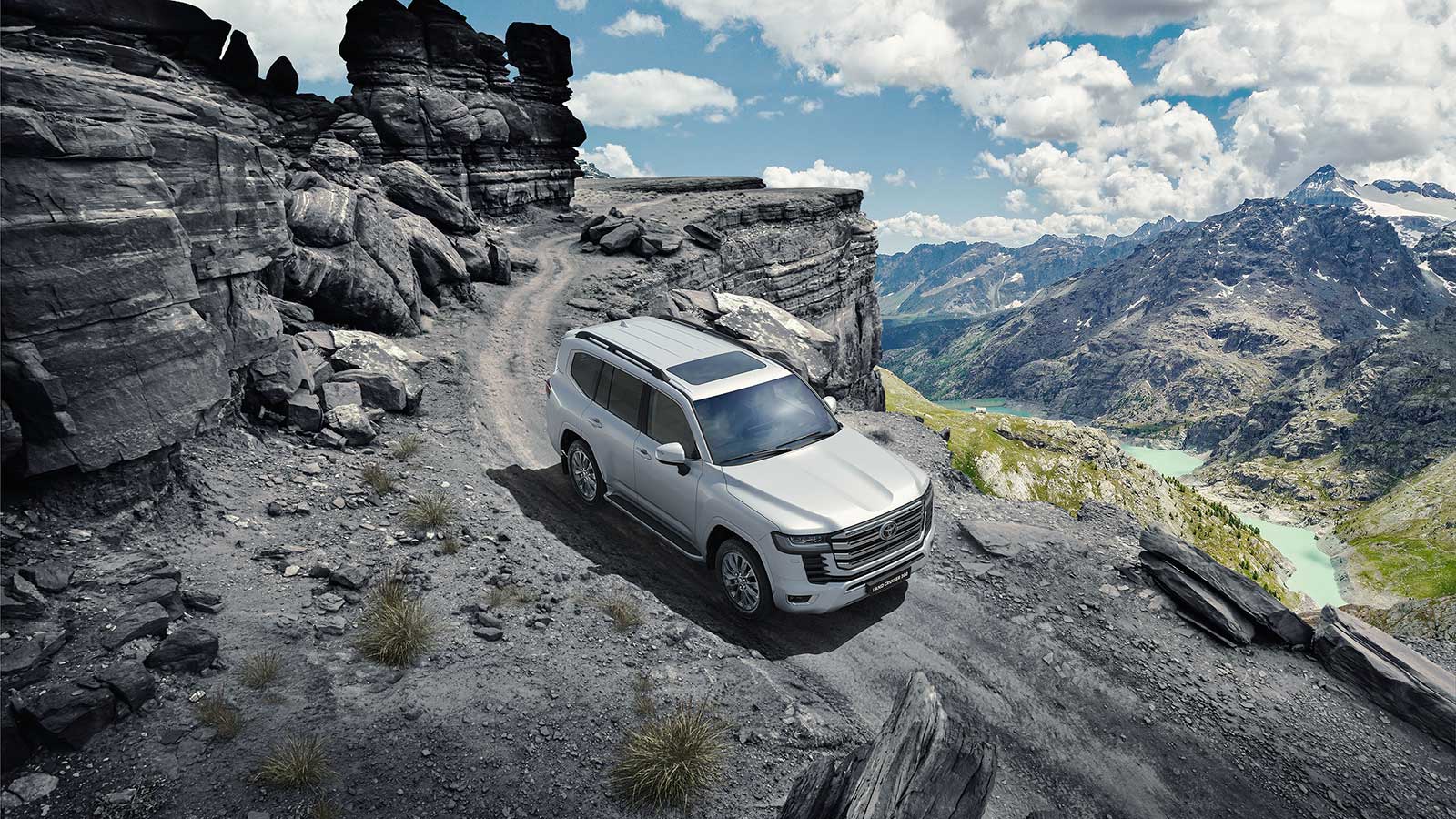 1600x900 Land Cruiser 300 Wallpaper