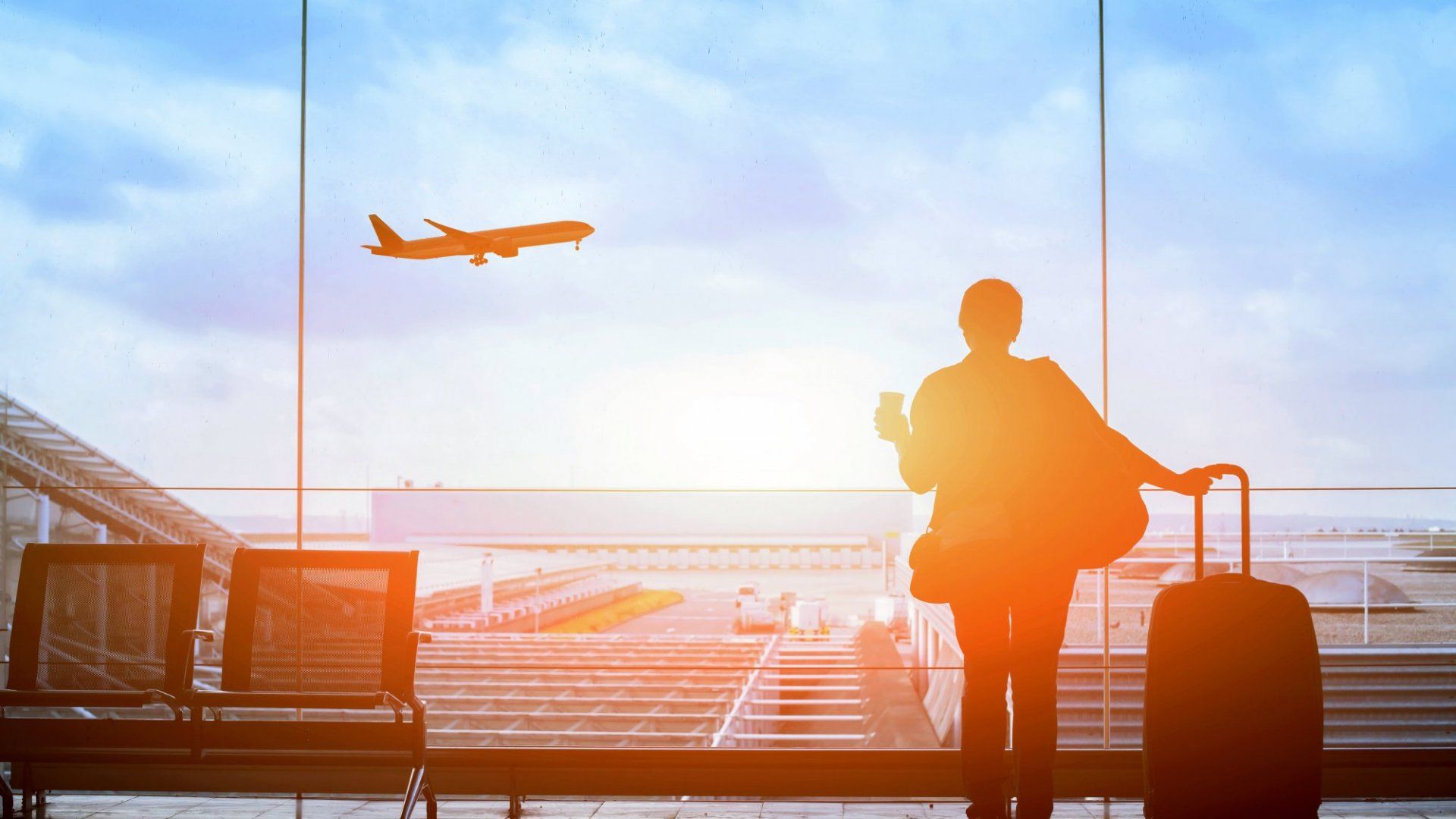 1920x1080 Business Travel Packing Tips to Make Your Life Easier