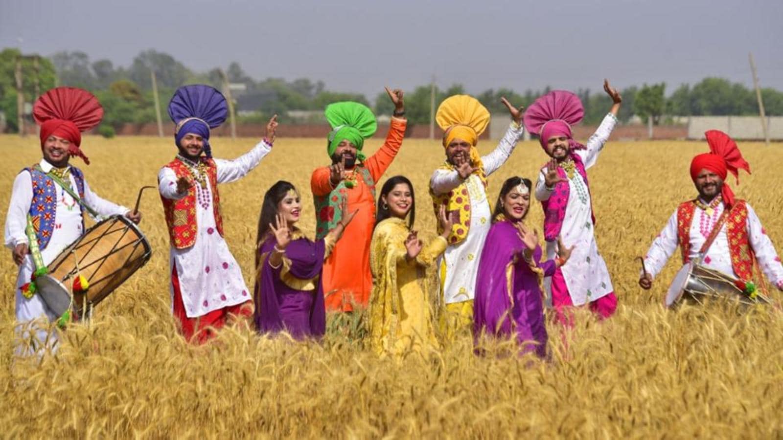 1600x900 Dance of gender equality on the beats of Bhangra