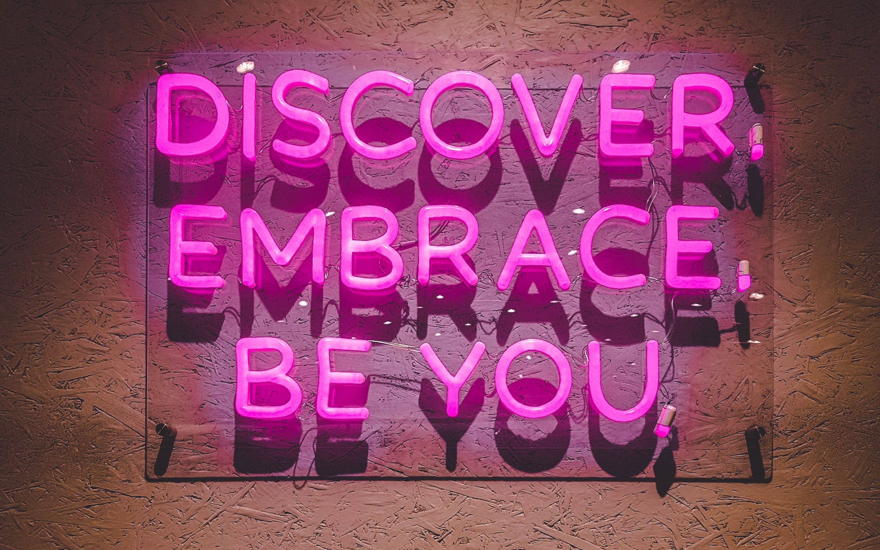 2880x1800 Discover Wallpaper 4K, Embrace, Be You, Pink, Neon