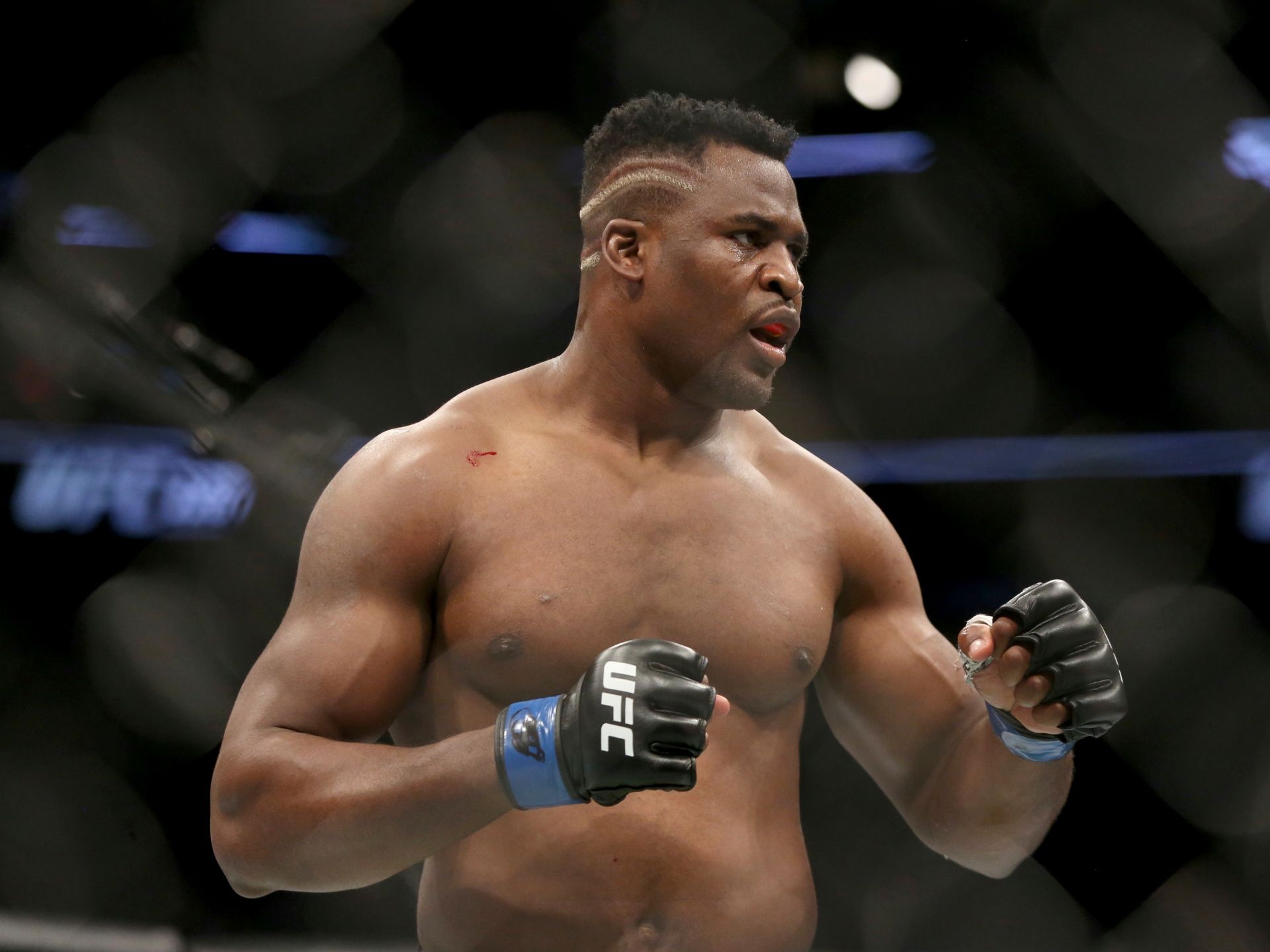 1920x1440 Former UFC heavyweight champion Francis Ngannou signs with PFL