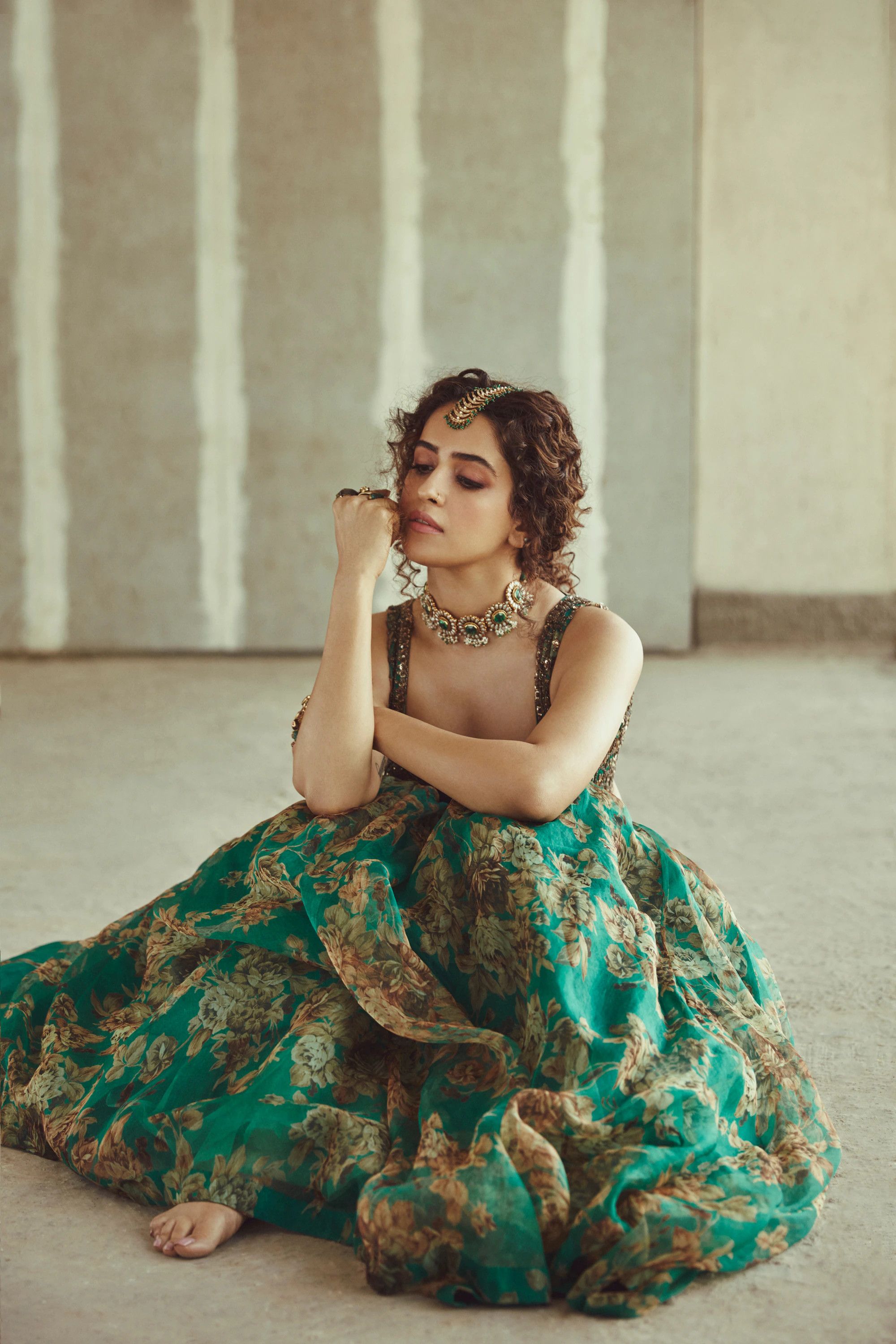 Sanya Malhotra Wallpapers - Top Free Sanya Malhotra Backgrounds ...