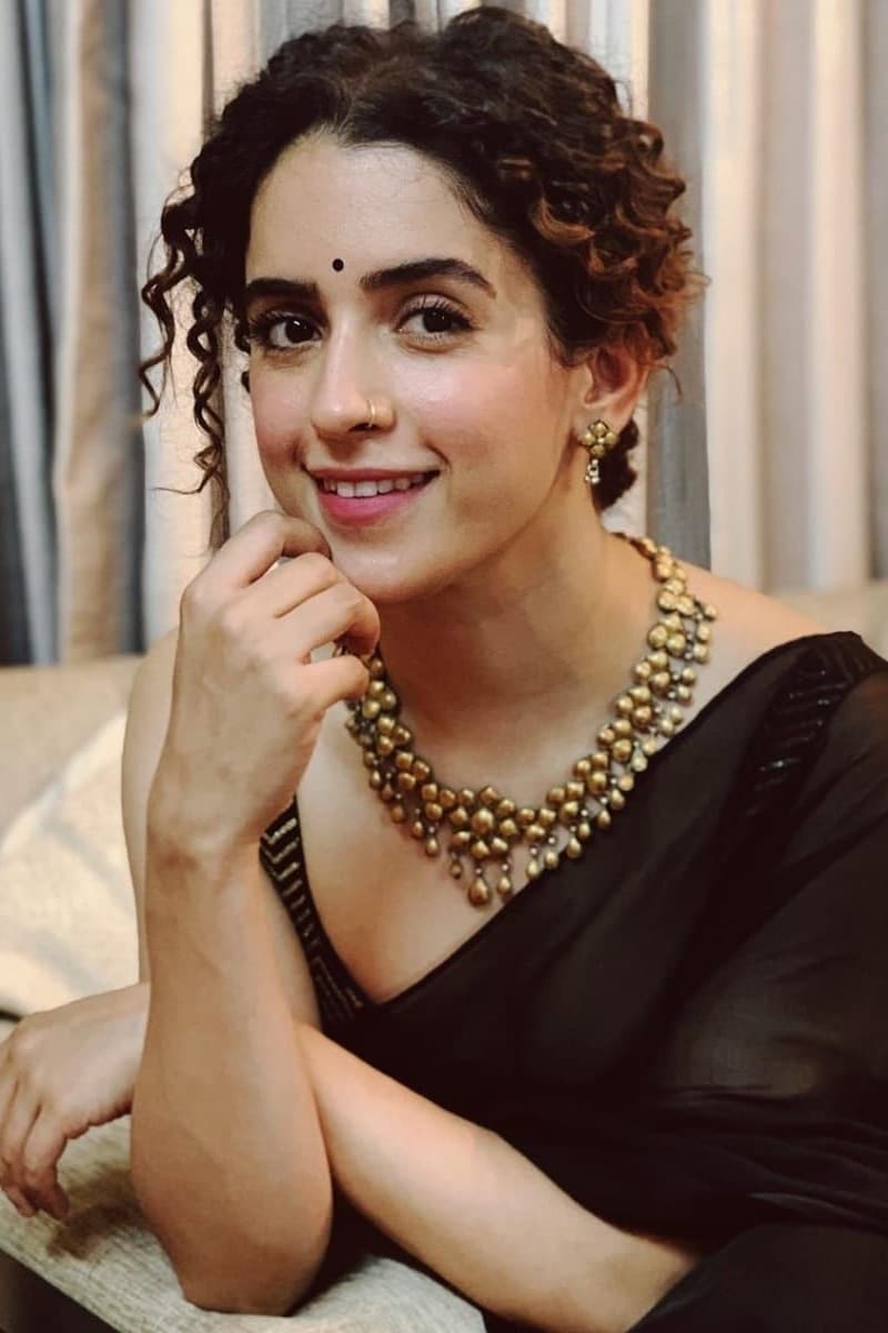 800x1200 Sanya Malhotra Image