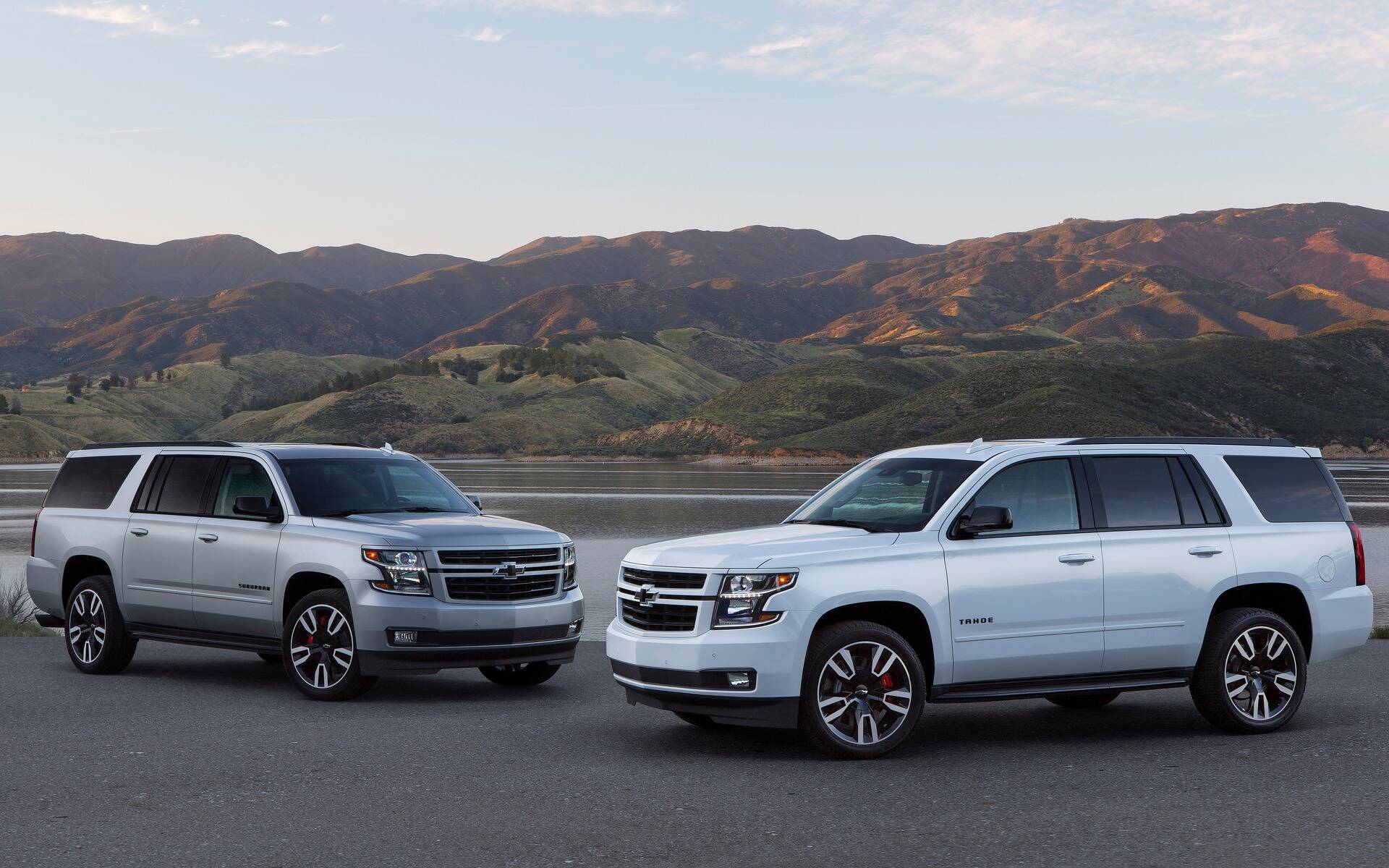 1920x1200 Chevrolet Tahoe And Suburban: What's the Difference? Car Guide