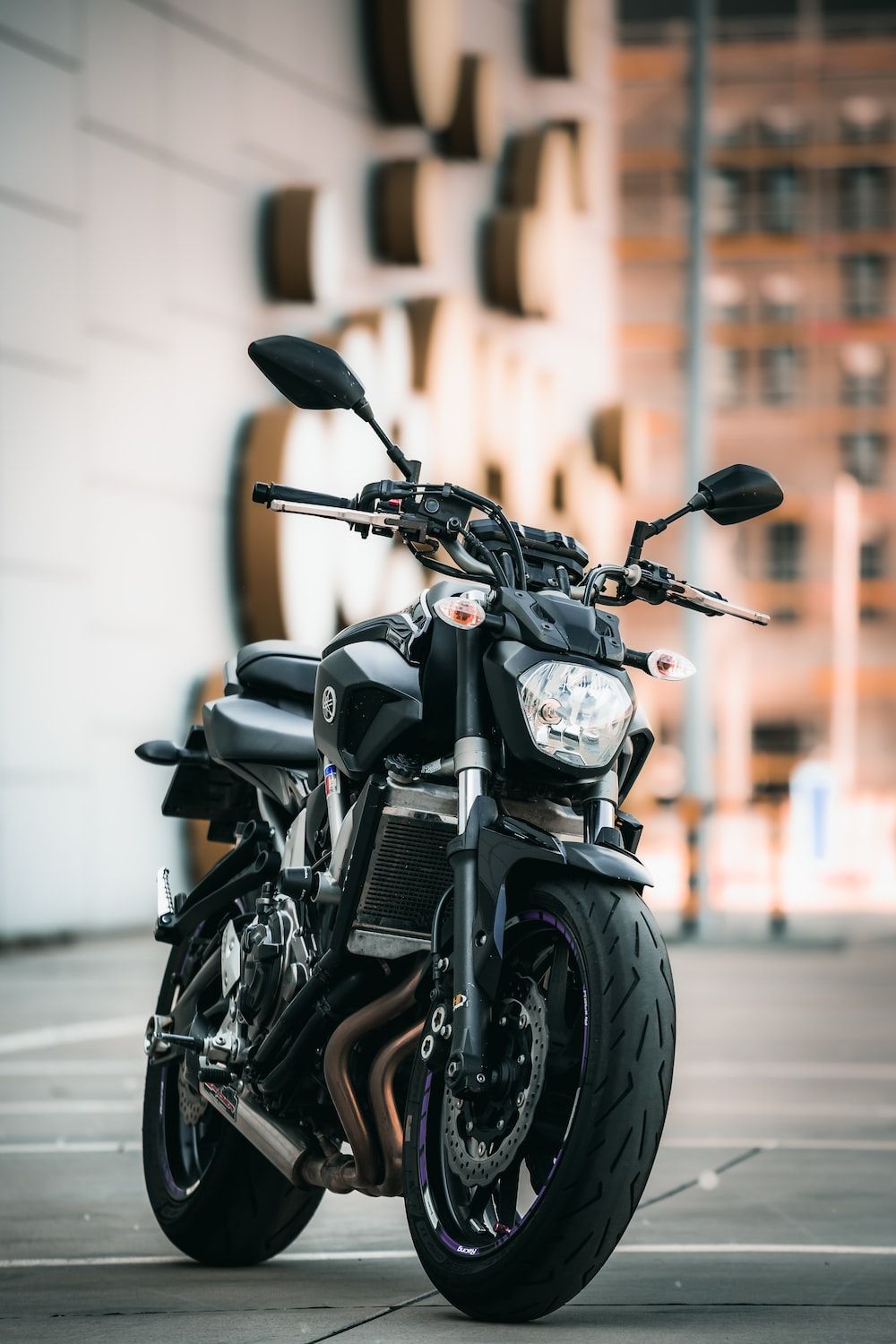 1000x1500 Naked Bike Picture. Download Free Image