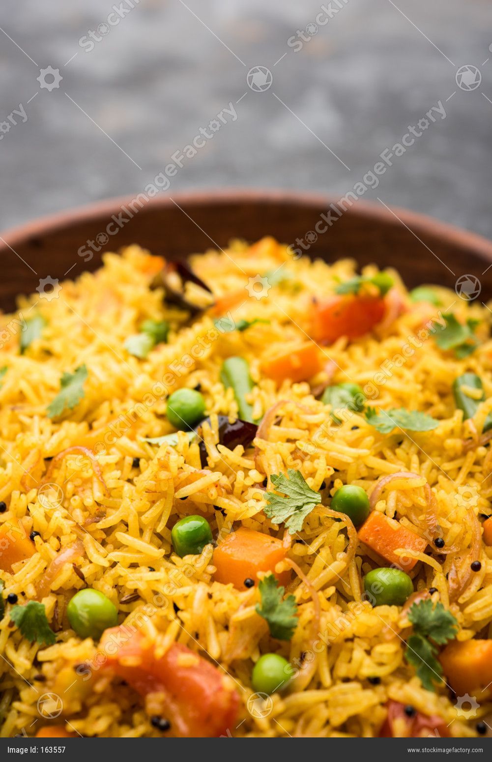 1001x1550 Tawa Pulao Pulav Pilaf Pilau Is An Indian Street Food Made Using Basmati Rice, Vegetables And Spices. Selective Focus Photo 0000163557