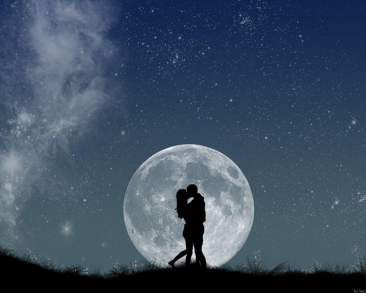 1280x1024 Moonlight Couple Wallpaper